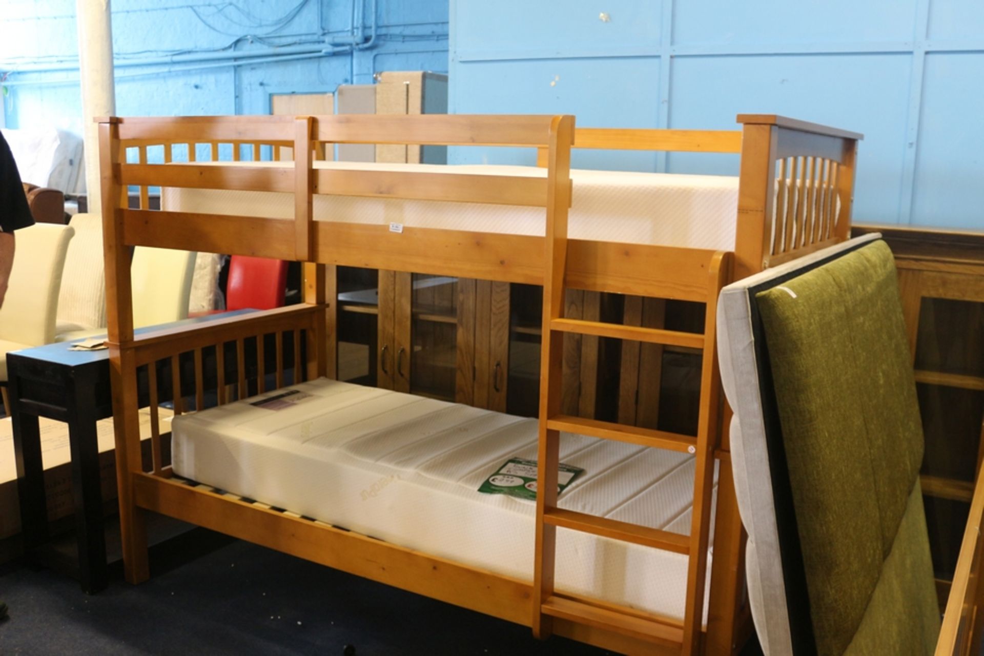 1X BUNK BED COMPLETE WITH 2 THERAPUR MATTRESSES COMBINED RRP £1000