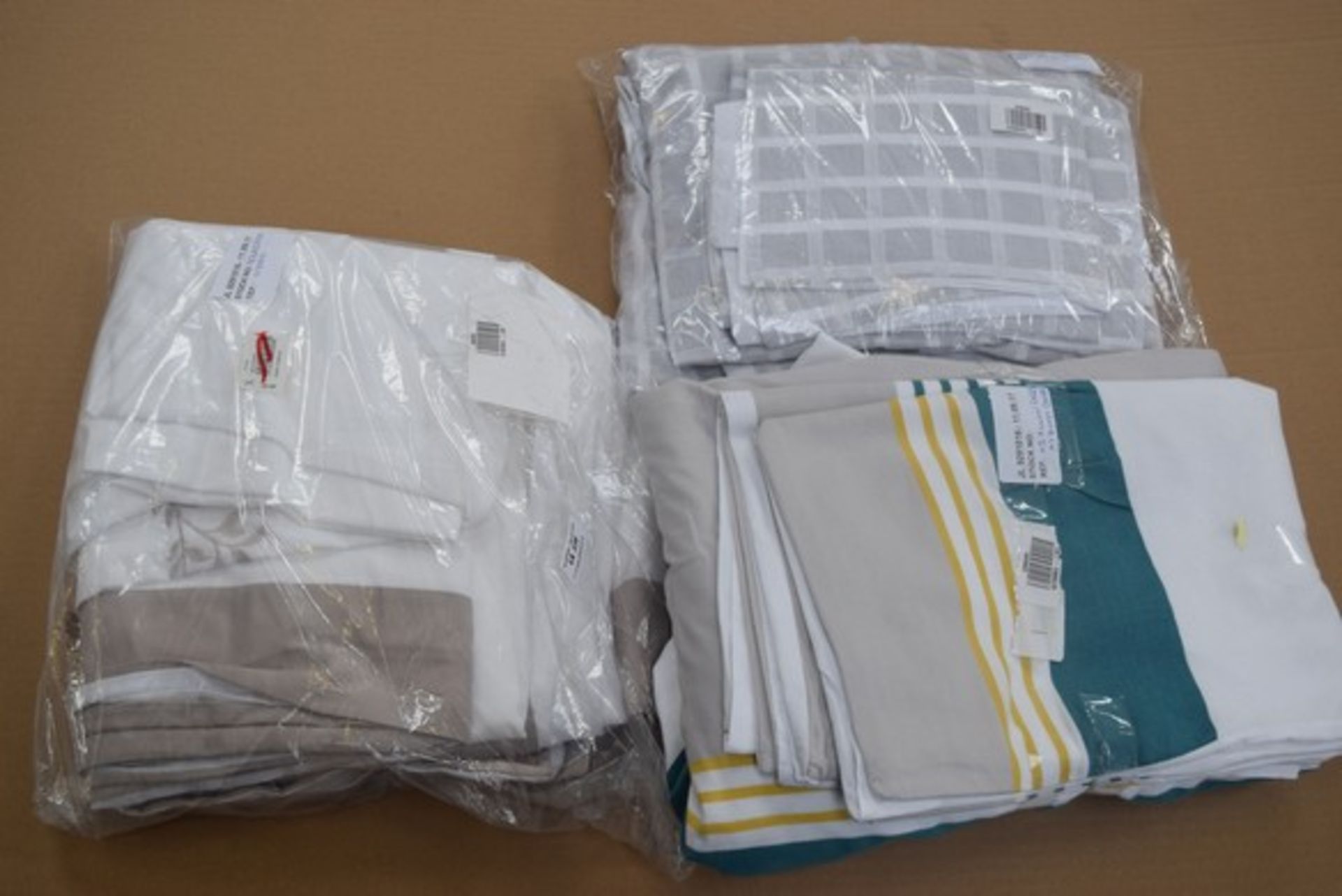 3 x ASSORTED DUVET COVER SETS IN UNKNOWN SIZES RRP £35 - £70 EACH 11.09.17 *PLEASE NOTE THAT THE BID