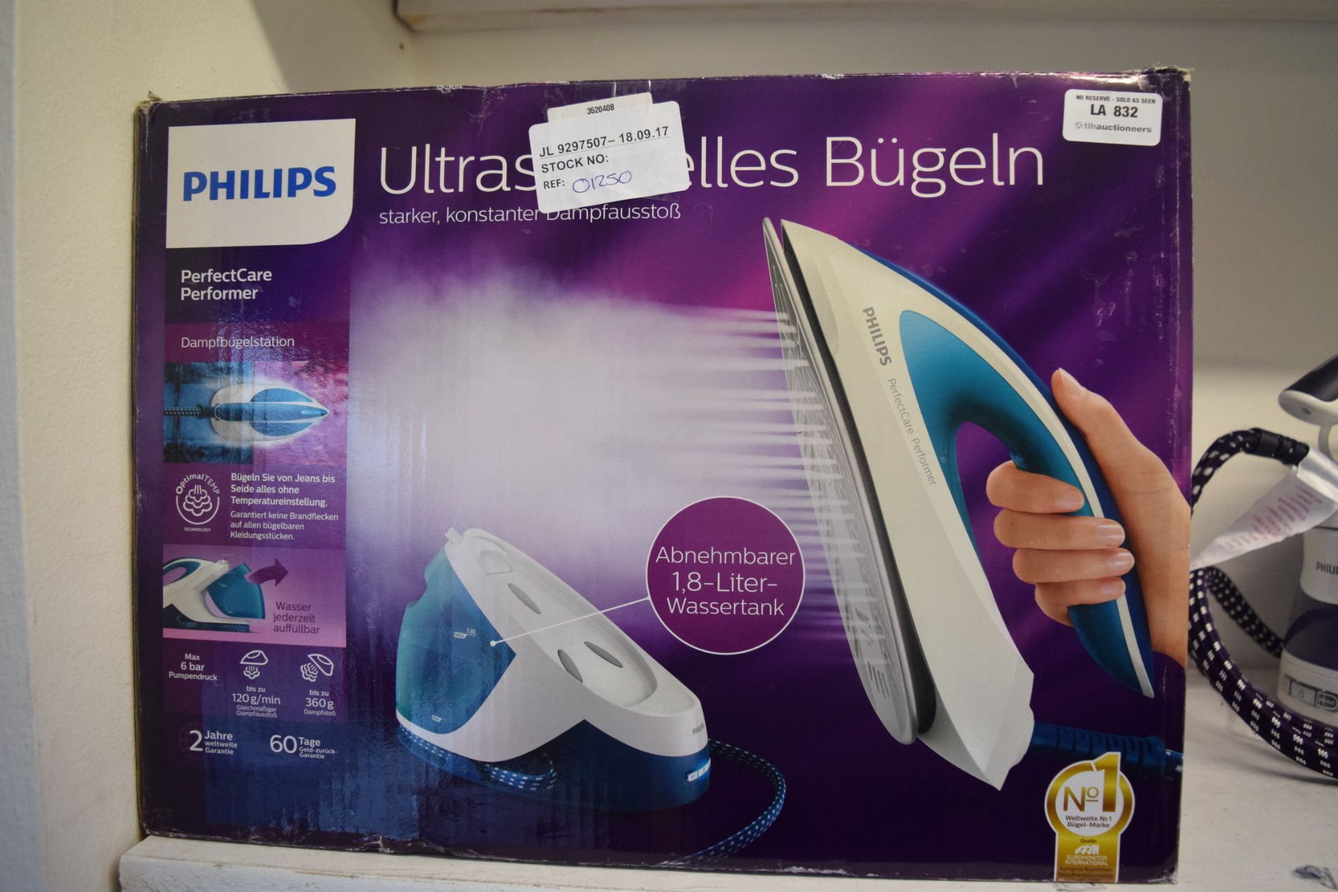 1 x BOXED PHILIPS PERFECT CARE PERFORMANCE STEAM IRON RRP £125 18/09/17 *PLEASE NOTE THAT THE BID
