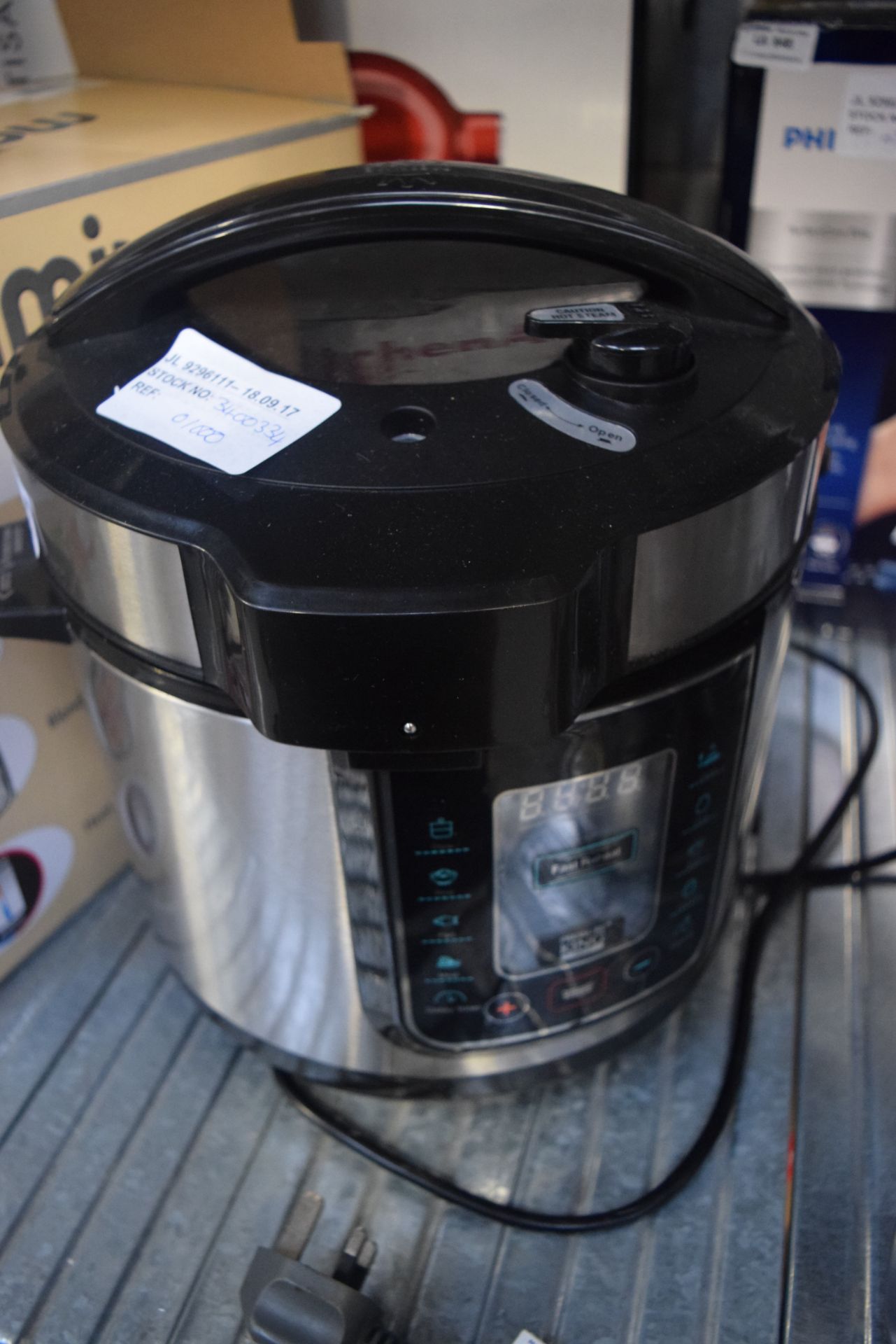 1 x PRESSURE COOKER RRP £100 18.09.17 3400334 *PLEASE NOTE THAT THE BID PRICE IS MULTIPLIED BY THE