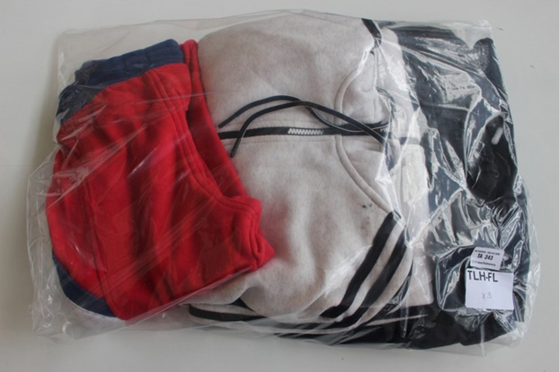 1X LOT TO CONTAIN 3 ASSORTED ITEMS OF DESIGNER FASHION WEAR TO INCLUDE ADIDAS AND OTHER (TLH-FL)