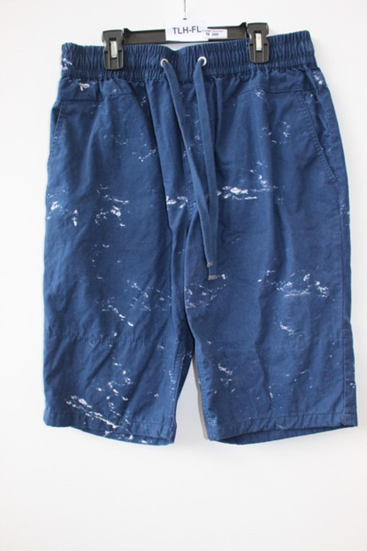 1X PAIR OF BLUE SNEAKER SHORTS SIZE LARGE (TLH-FL)