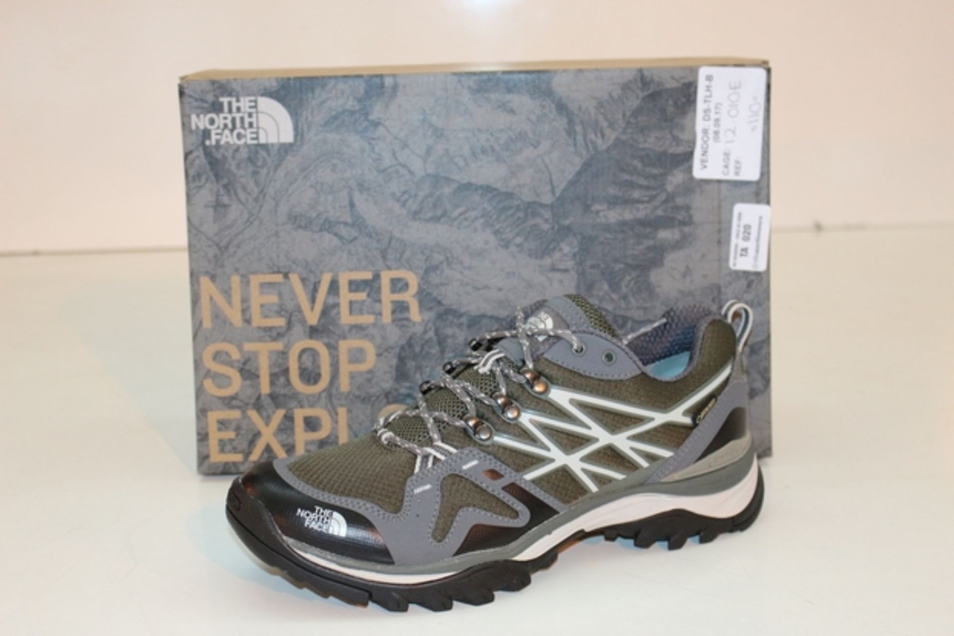 1X BOXED UNUSED PAIR OF NORTH FACE MEN'S HEDGE HOG FAST PACK GTX SHOES SIZE 8 RRP £110 (DS-TLH-B) (