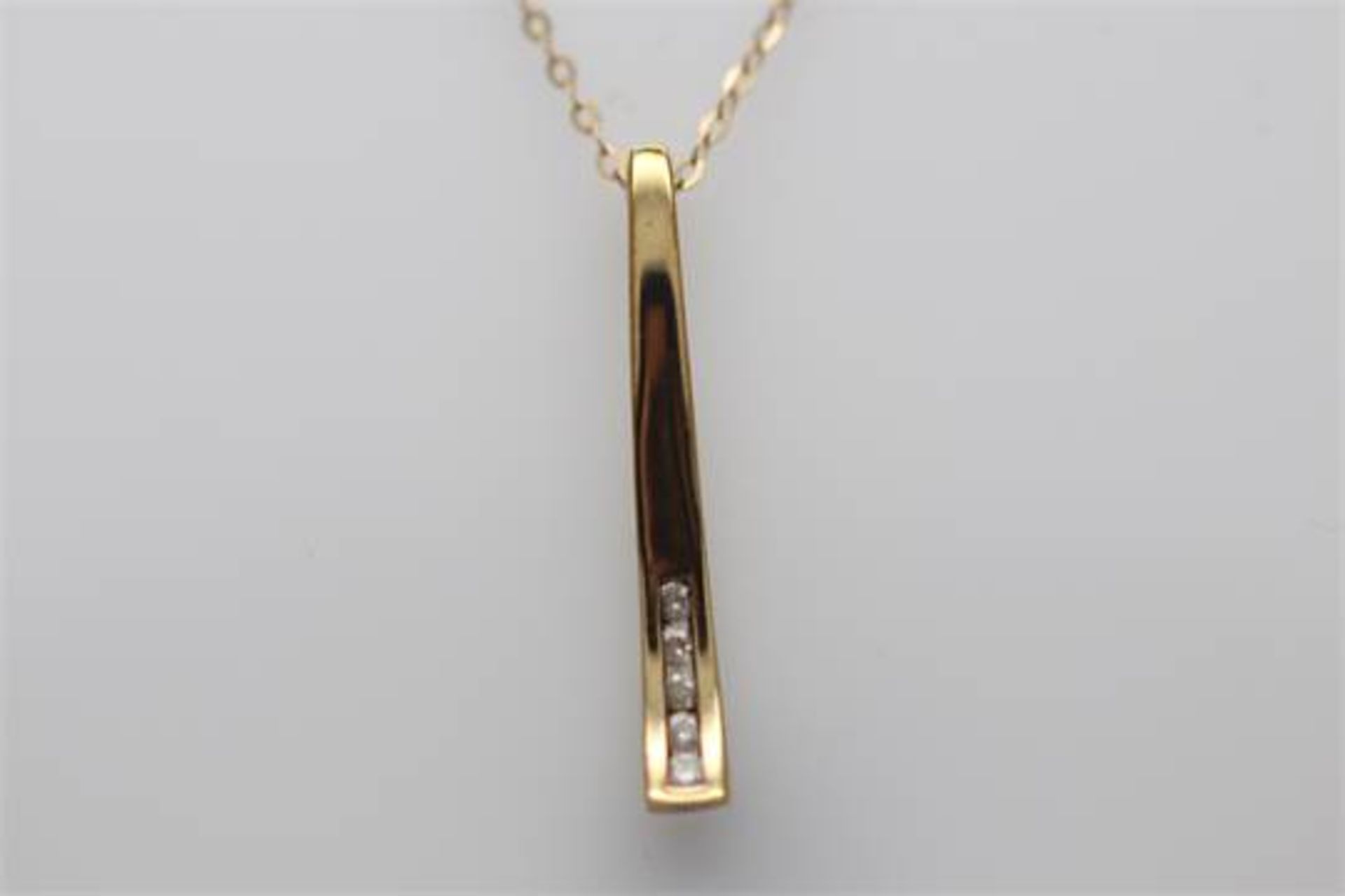 9CT YELLOW GOLD NECKLACE AND EARRING SET, SET WITH 5 SINGLE BRILLIANT CUT DIAM - Image 2 of 3