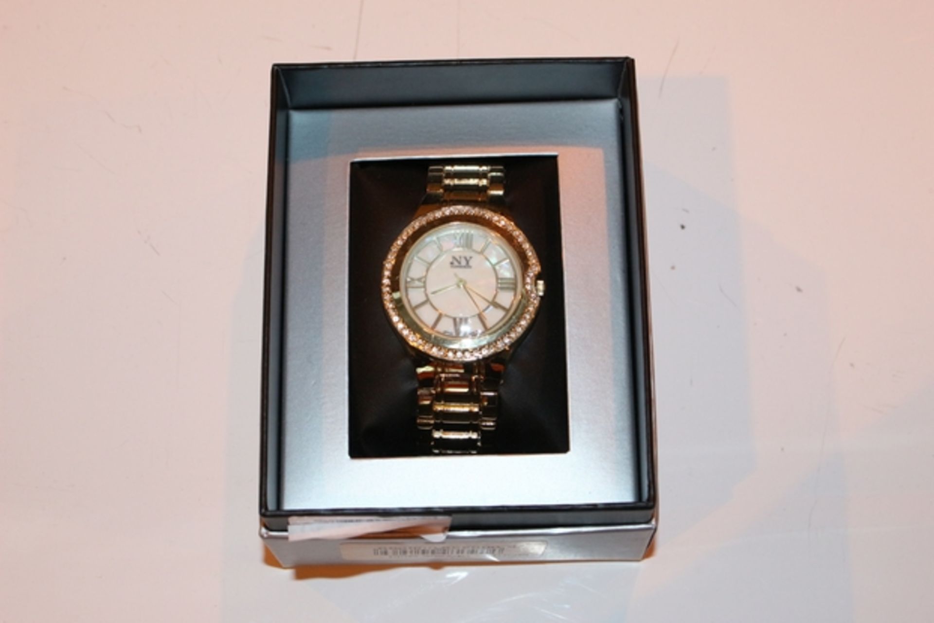 1X BOXED BRAND NEW NY LONDON LADIES WRIST WATCH (SBW)