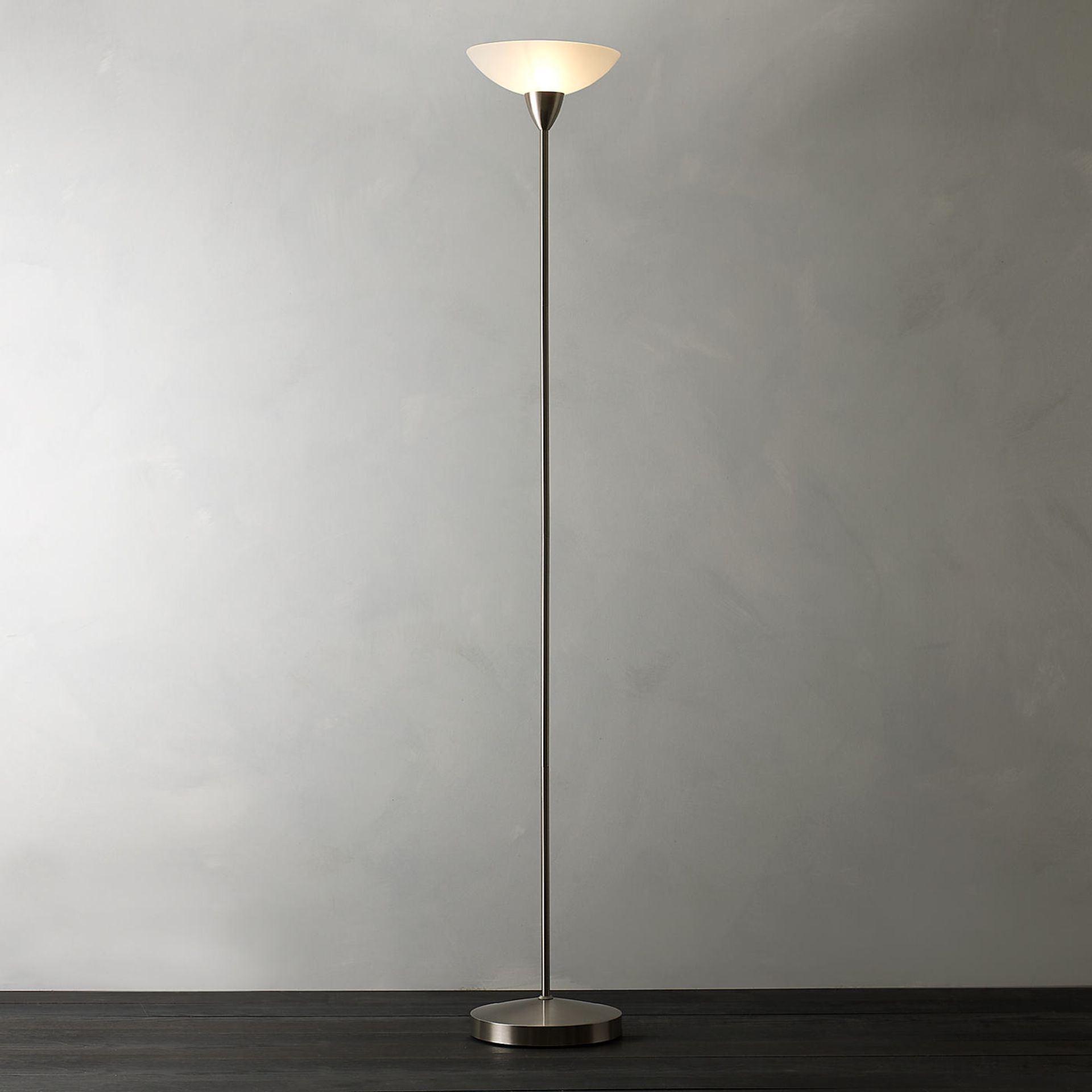 1 x BOXED DARLINGTON FLOOR LAMP BRUSHED CHROME FINISH BASE RRP £50 (16.10.17) *PLEASE NOTE THAT
