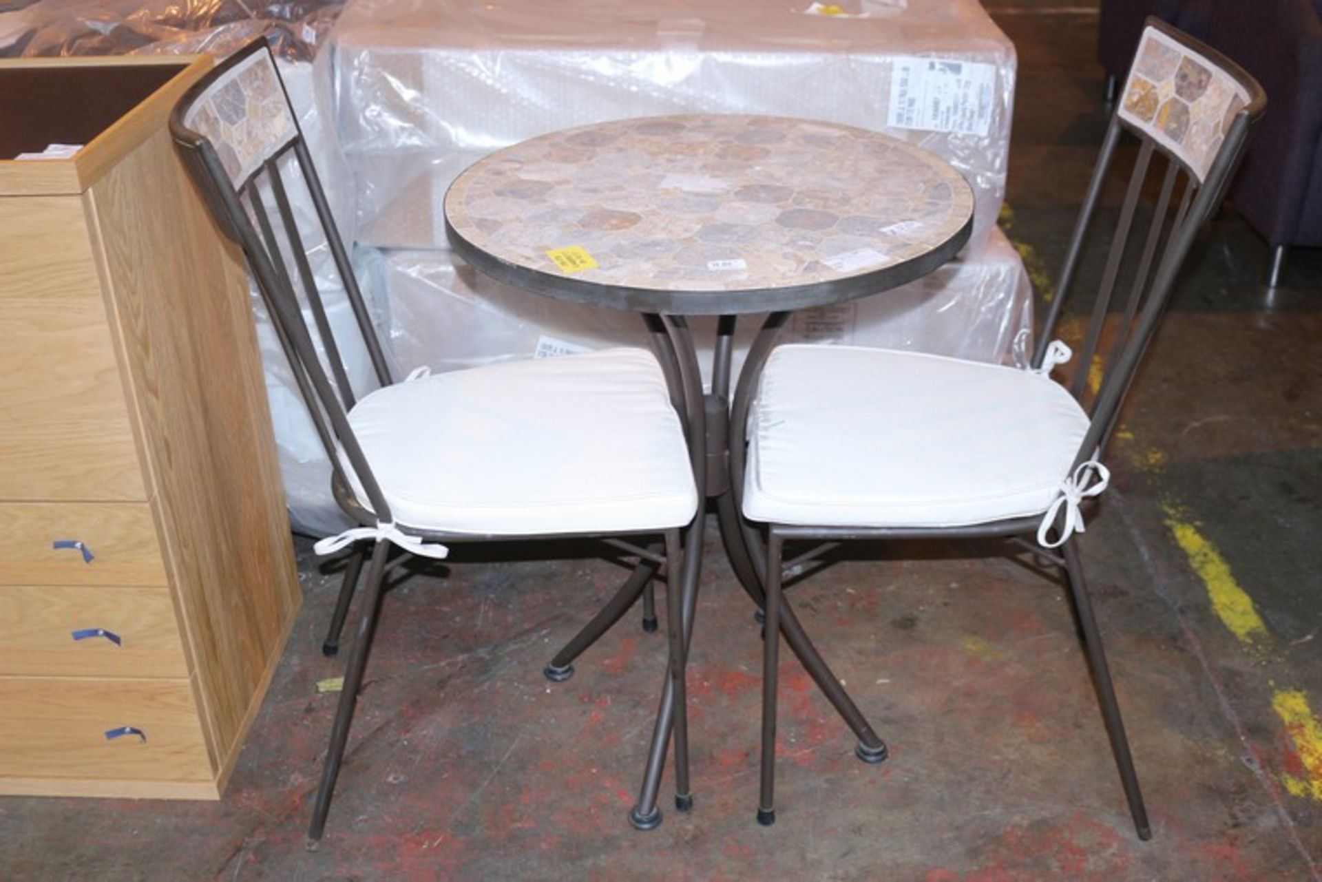 1 x PETRA BISTRO SET TO INCLUDE 2 CHAIRS RRP £330 (09/10/17) (2541344) *PLEASE NOTE THAT THE BID