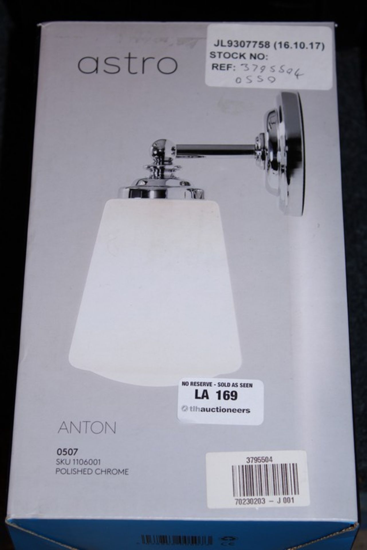 1 x BOXED ASTRO ANTON WALL LIGHT RRP £55 (16.10.17) (3795504) *PLEASE NOTE THAT THE BID PRICE IS