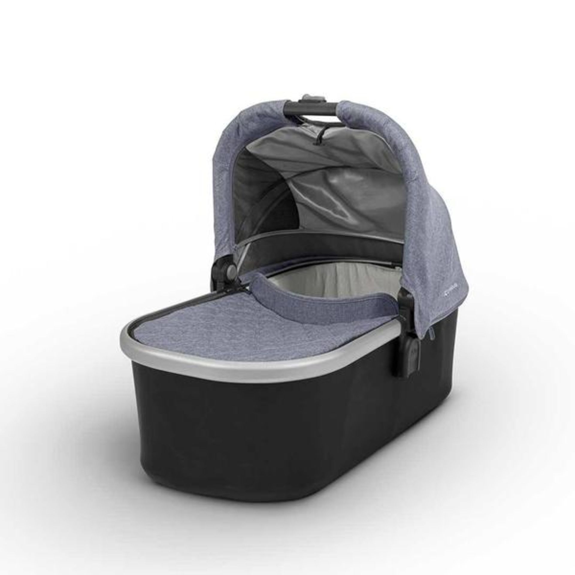 1 x BOXED UPPER BABY VISTA 2015 CARRY COT RRP £230 (17.10.17) (3772162) *PLEASE NOTE THAT THE BID