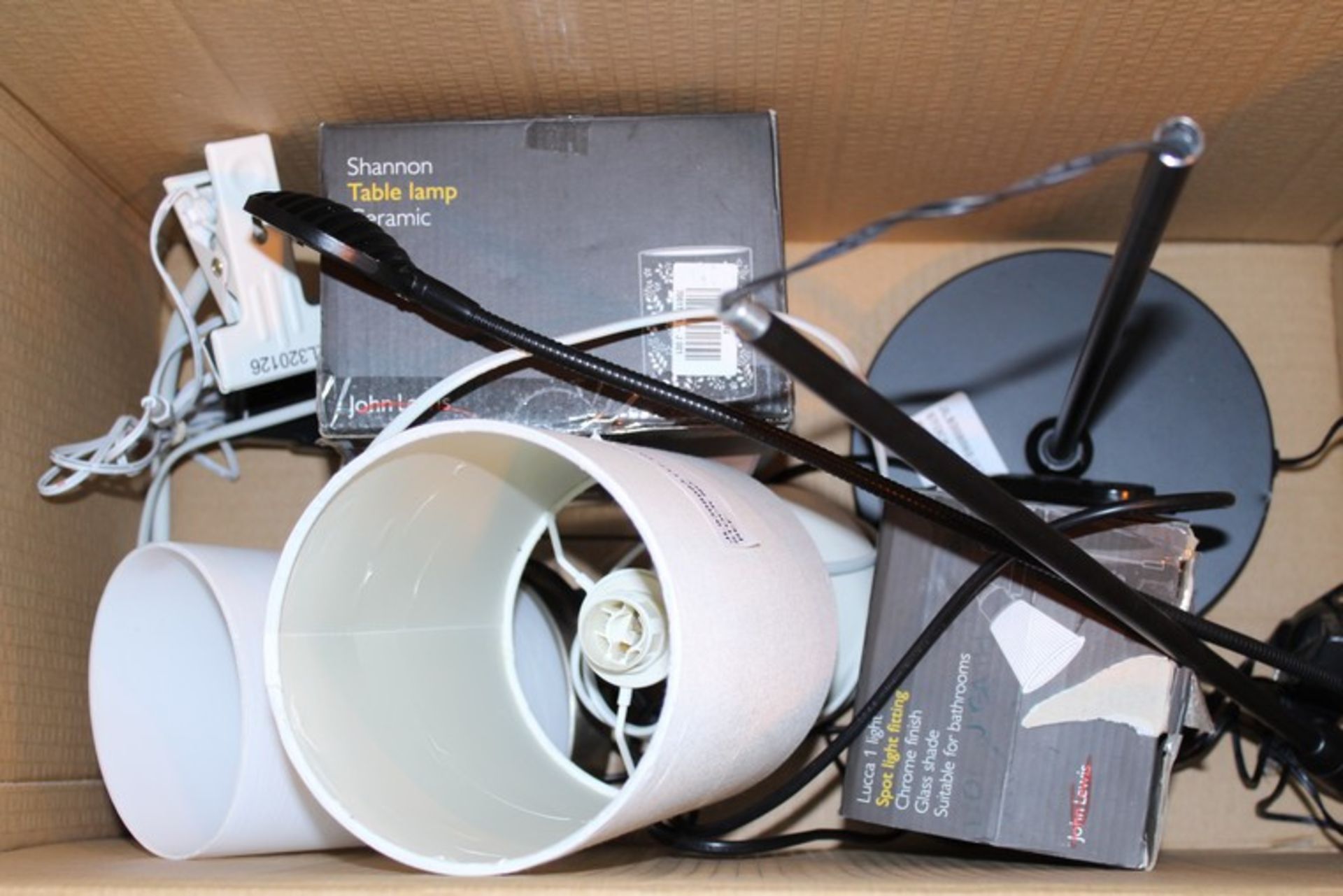 6 x ASSORTED LIGHTS TO INCLUDE A SHANNON TABLE LAMP, A LUCCA 1 LIGHT SPOTLIGHT AND MUCH MORE (17.