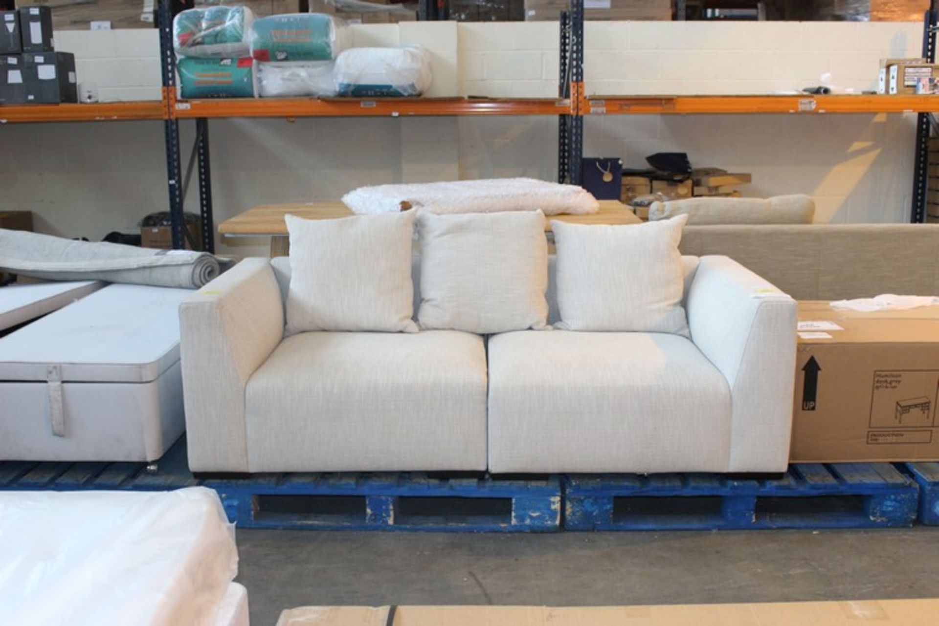 1 x TOKYO LARGE SOFA RRP £3000 (PART LOT ONLY) (09.10.17) (2371108) *PLEASE NOTE THAT THE BID