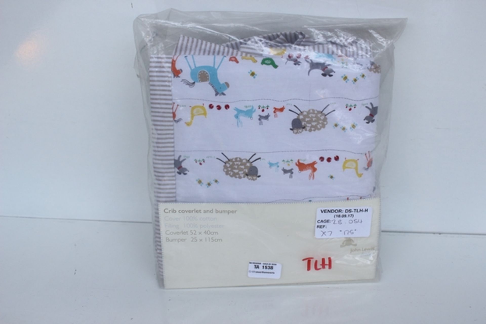 1X LOT TO CONTAIN 7 ITEMS TO INCLUDE NAPPY STACKERS, CRIB COVERLETS AND BUMPER COMBINED RRP £160 (