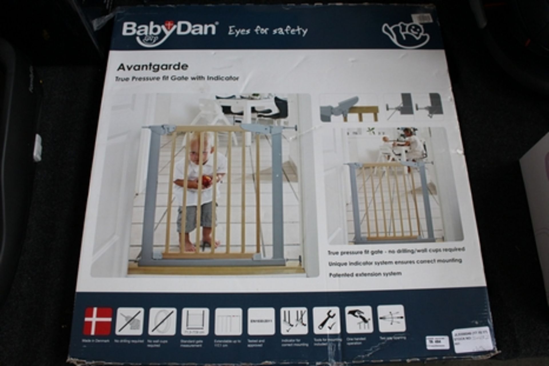 1X BOXED BABY DAN AVANT GUARD TRUE PRESSURE FIT GATE WITH INDICATOR RRP £40 (JL-9306046) (17.10.