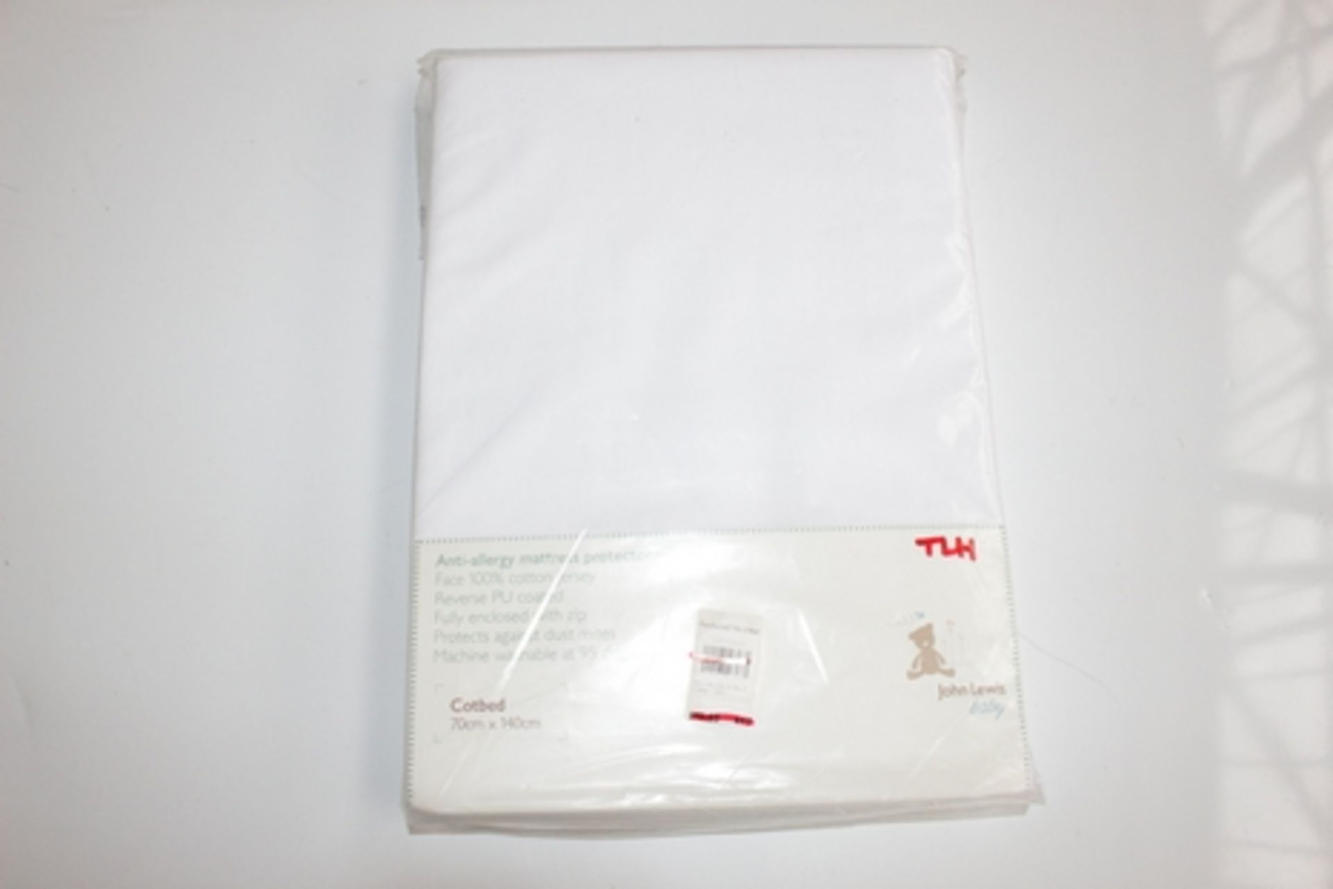 1X LOT TO CONTAIN 7 BAGGED ANTI-ALLERGY MATTRESS PROTECTORS COMBINED RRP £140 (DS-TLH-G) (68.031)