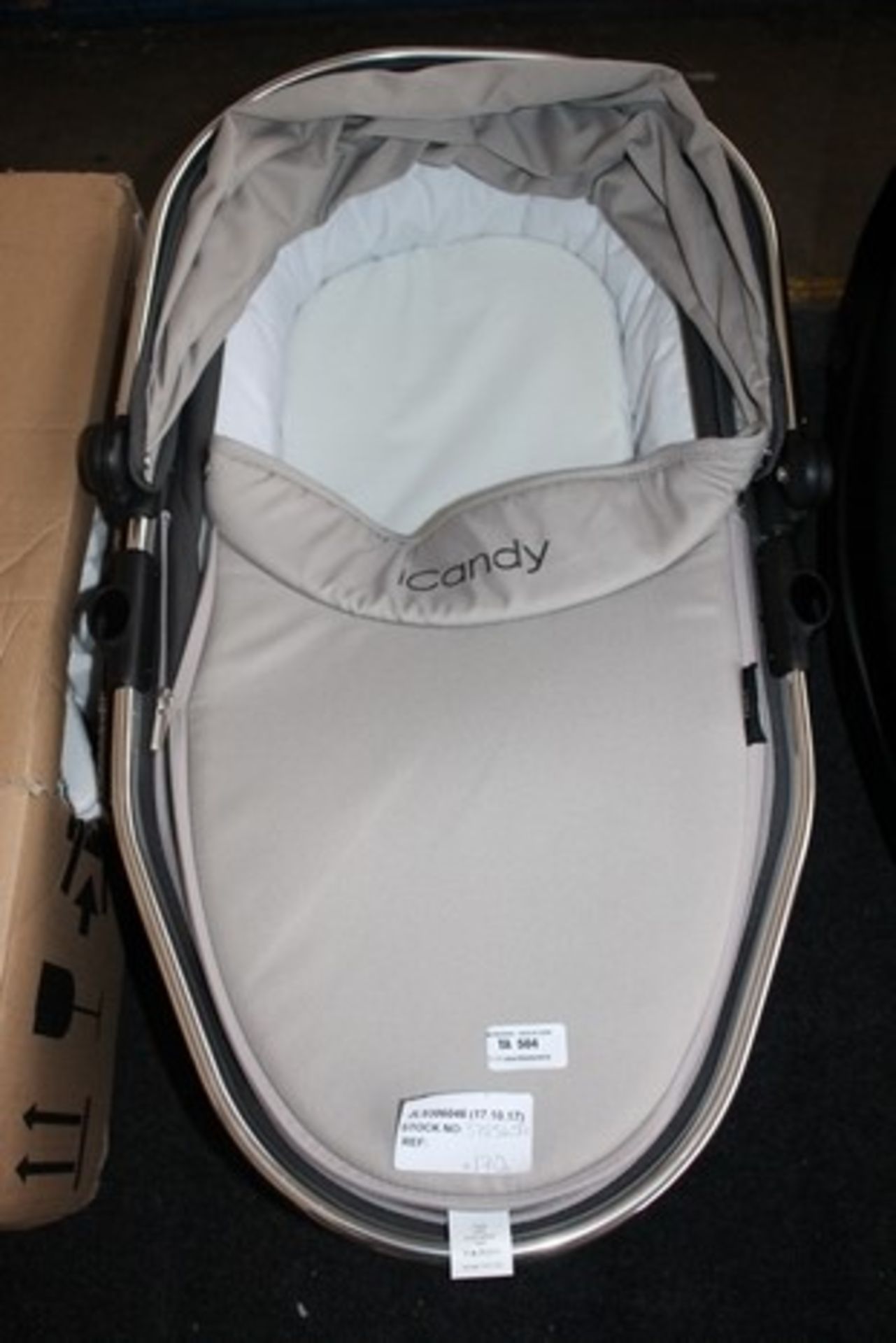 1X I CANDY CARRY COT RRP £160 (JL-9306046) (17.10.17) (3785659)