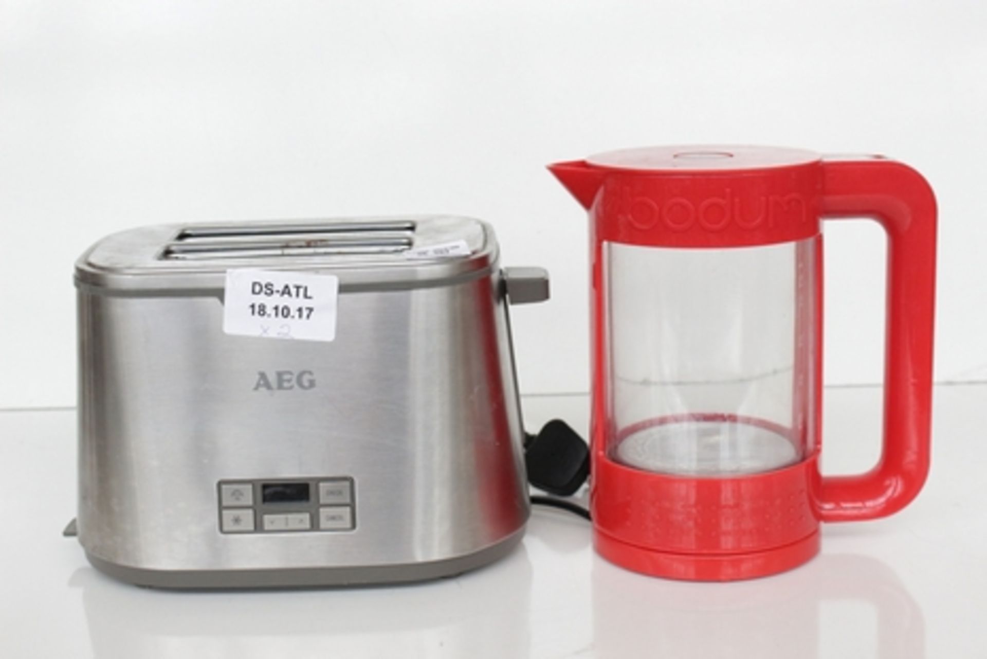 1 LOT TO CONTAIN 2 ITEMS TO INCLUDE AEG 2 SLICE TOASTER & BODEN KETTLE (DS-ATL) (18/10/17)