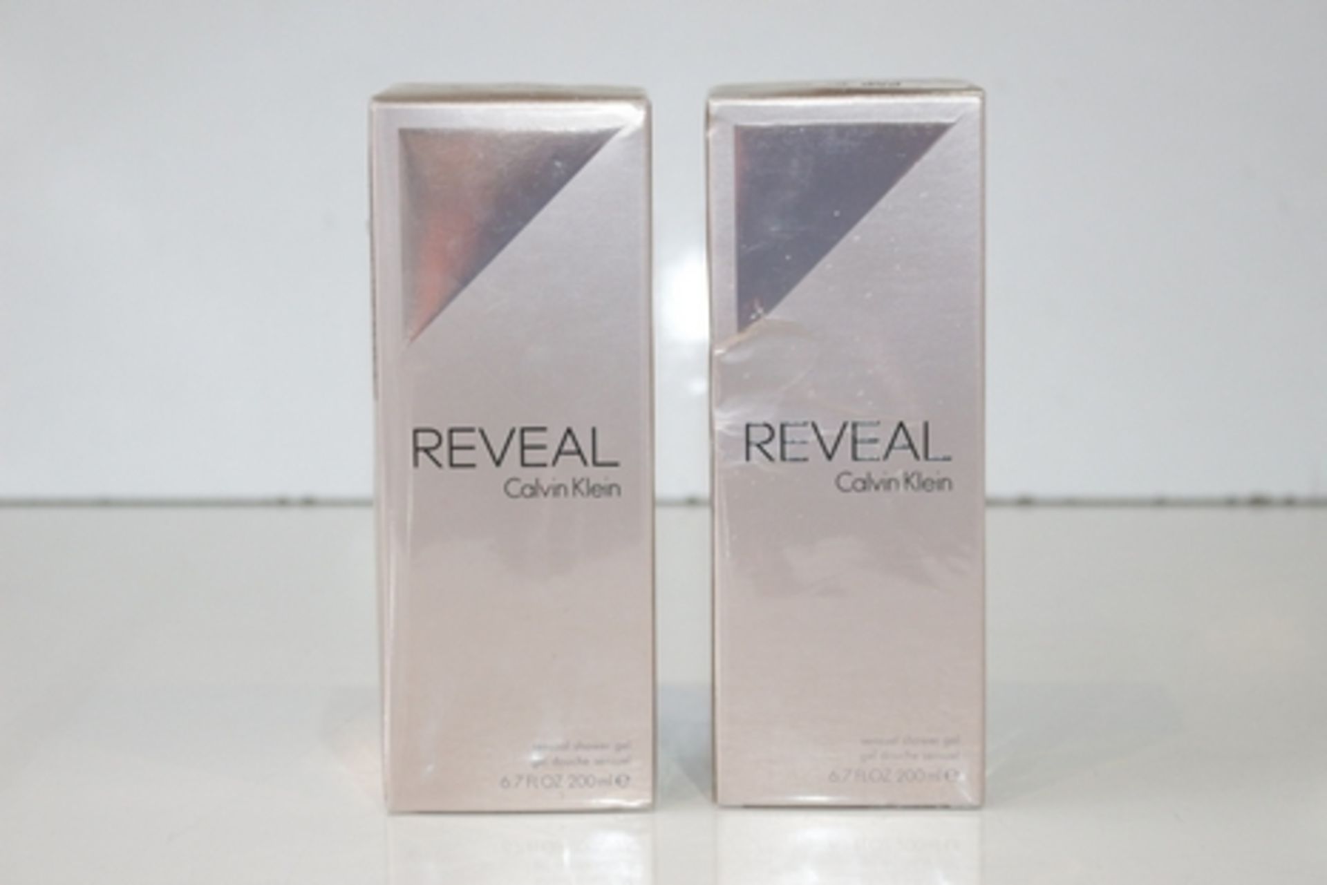 2X BOXED BRAND NEW CALVIN KLEIN REVEAL SENSUAL SHOWER GEL (DS-TLH-T)(28.09.17)(40.116)