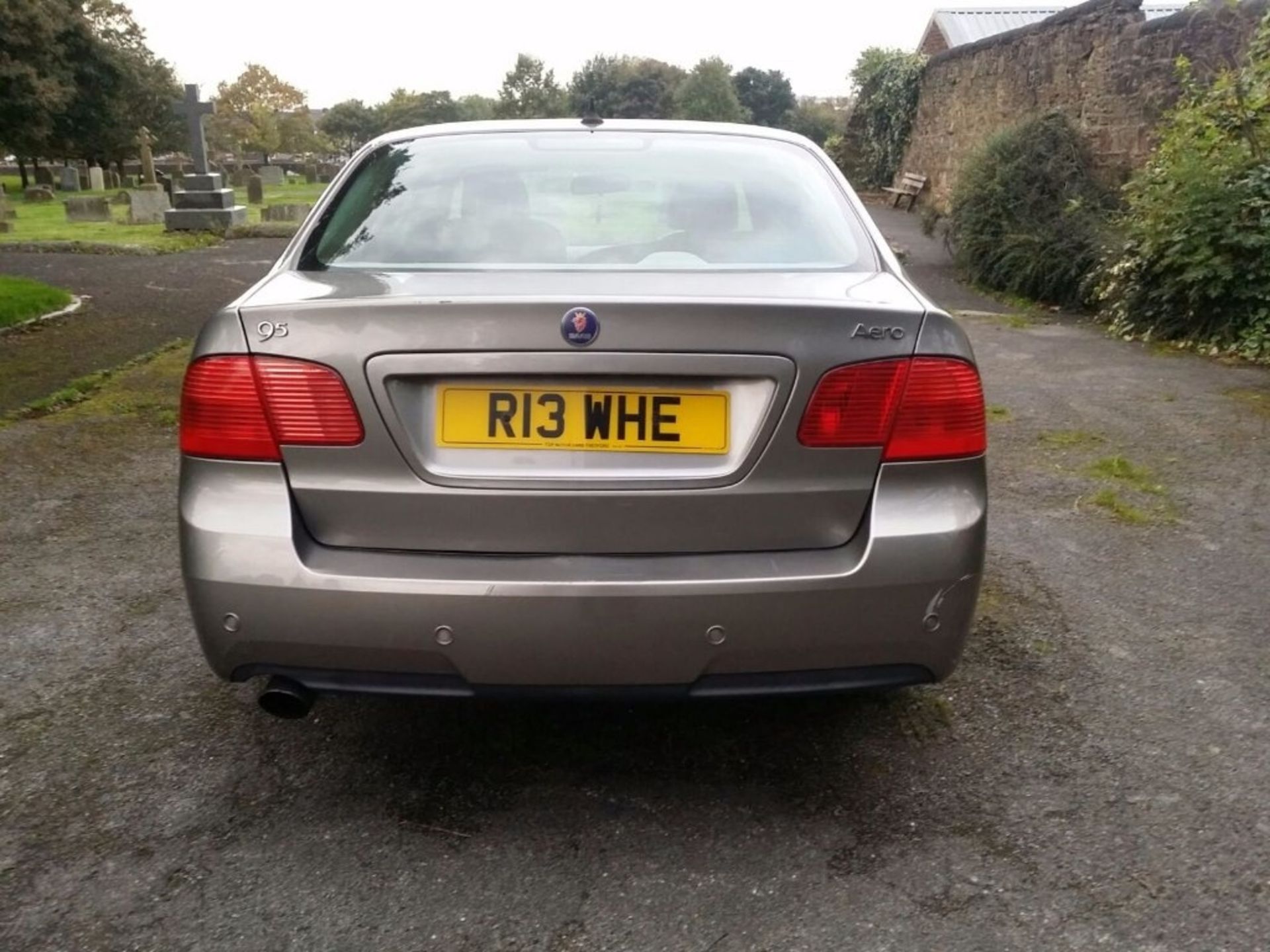 SAAB 9-5 2.3 AERO S.A 2.3L PETROL MANUAL 4 DOOR SALOON IN GREY. R13 WHE. CURRENT RECORDED MILAGE - Image 5 of 19