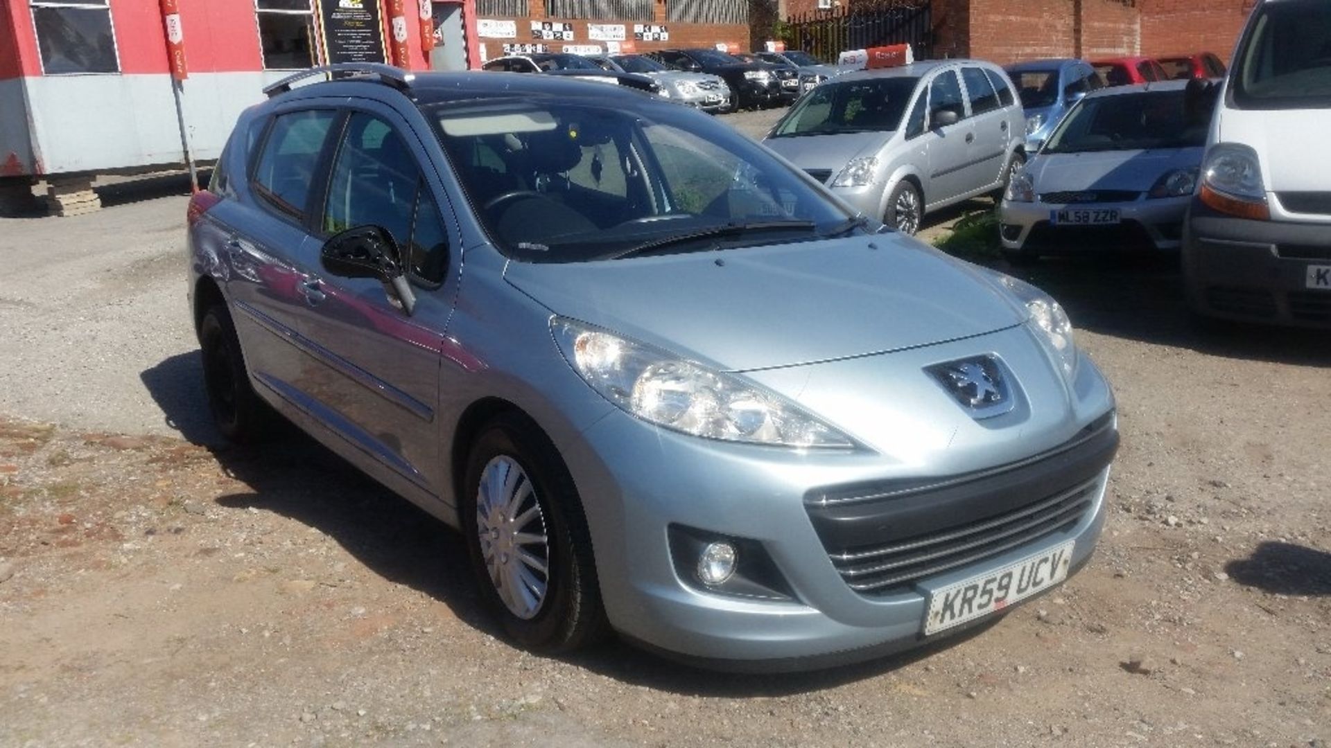 PEUGEOT 207 SPORT HDI 1.6L 5 DOOR ESTATE IN BLUE. KR59 UCV. CURRENT RECORDED MILAGE 79,635 MILES. - Image 4 of 10