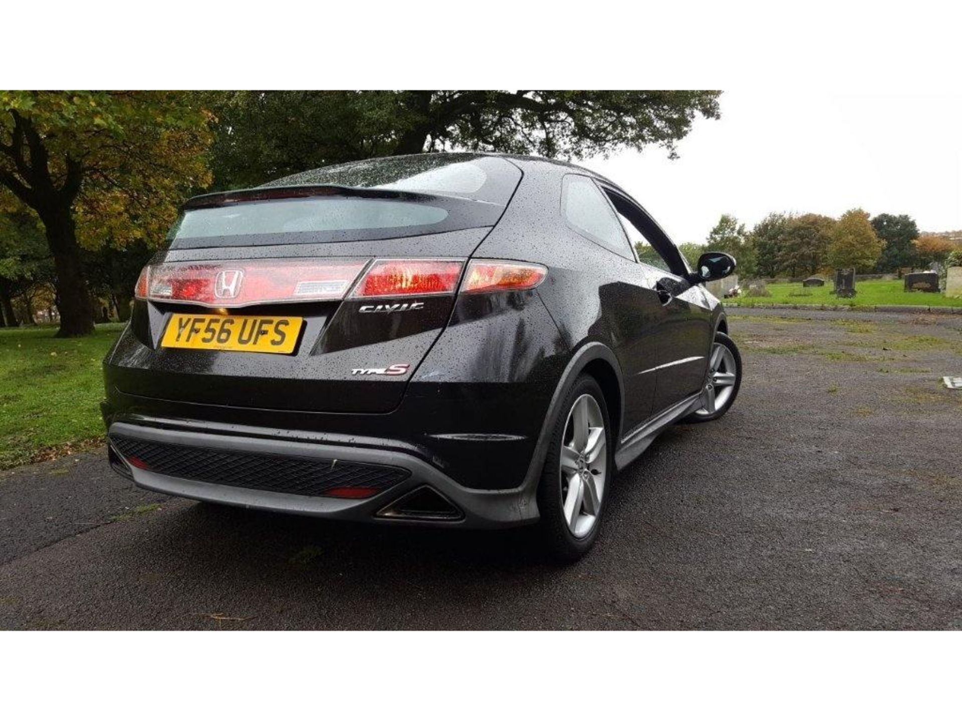 HONDA CIVIC VTEC S GT 1.8L PETROL AUTO 2 DOOR HATCH IN BRONZE. YF56 UFS. CURRENT RECORDED MILAGE - Image 3 of 16