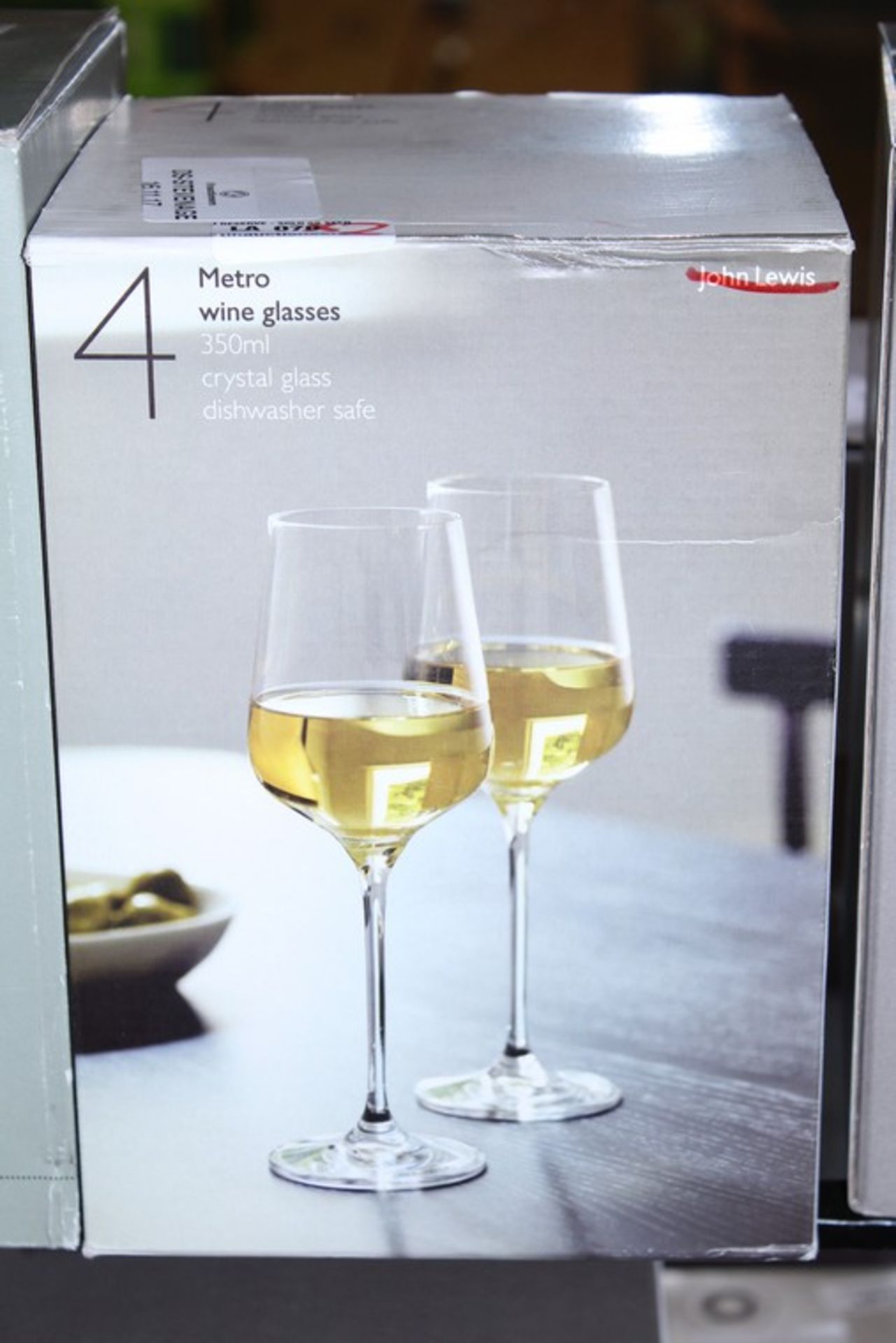 2 x ASSORTED BOXED ITEMS TO INCLUDE 4 METRO WINE GLASSES AND LSA INTERNATION WINE GLASSES (16/11/17)