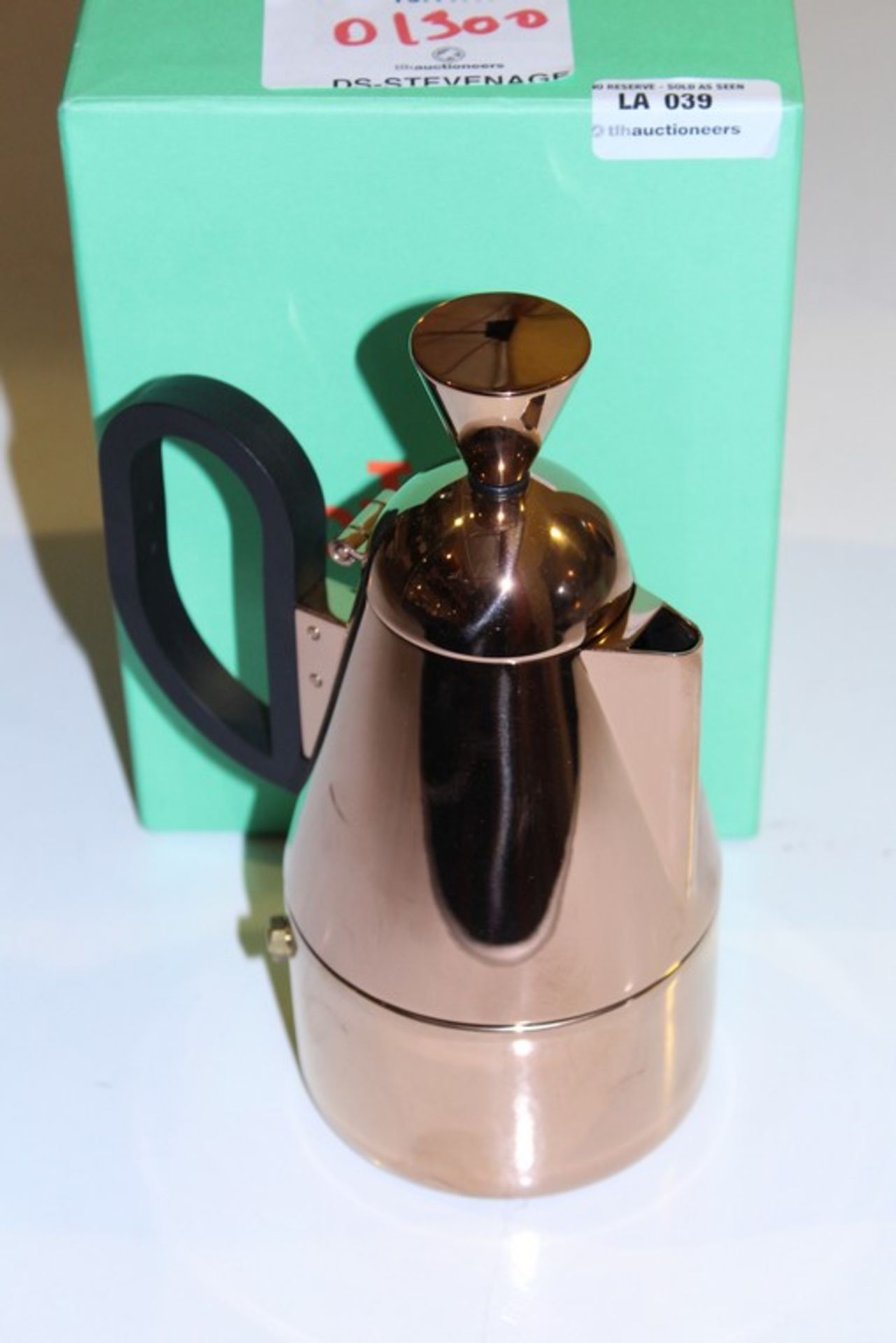 1 x BOXED TOM DIXON BRU STOCK COFFEE MAKER IN GOLD RRP £130 (16/11/17) *PLEASE NOTE THAT THE BID