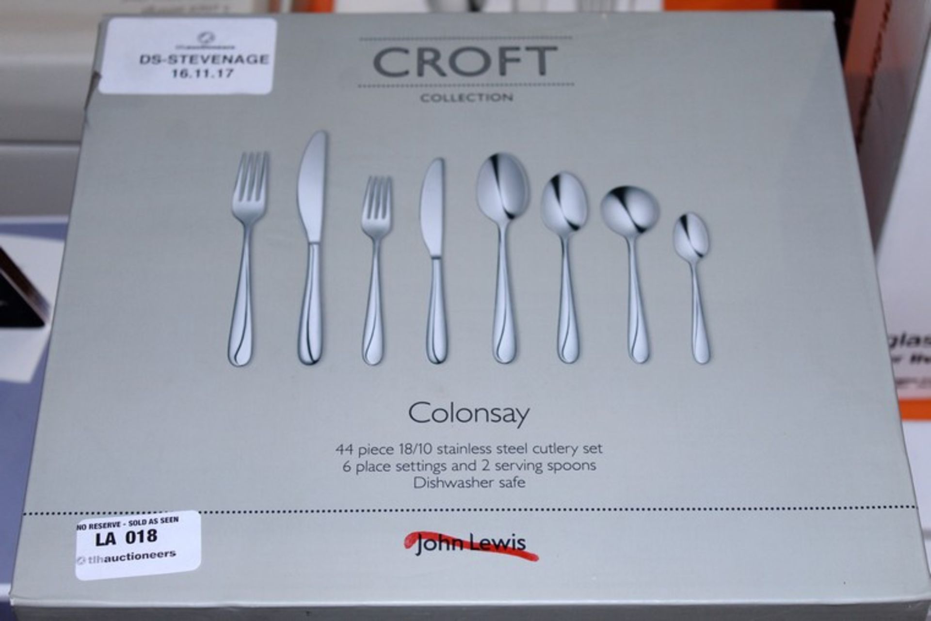 1 x BOXED CROFT COLLECTION 44 PIECE CUTTLERY SET RRP £100 (16/11/17) *PLEASE NOTE THAT THE BID PRICE