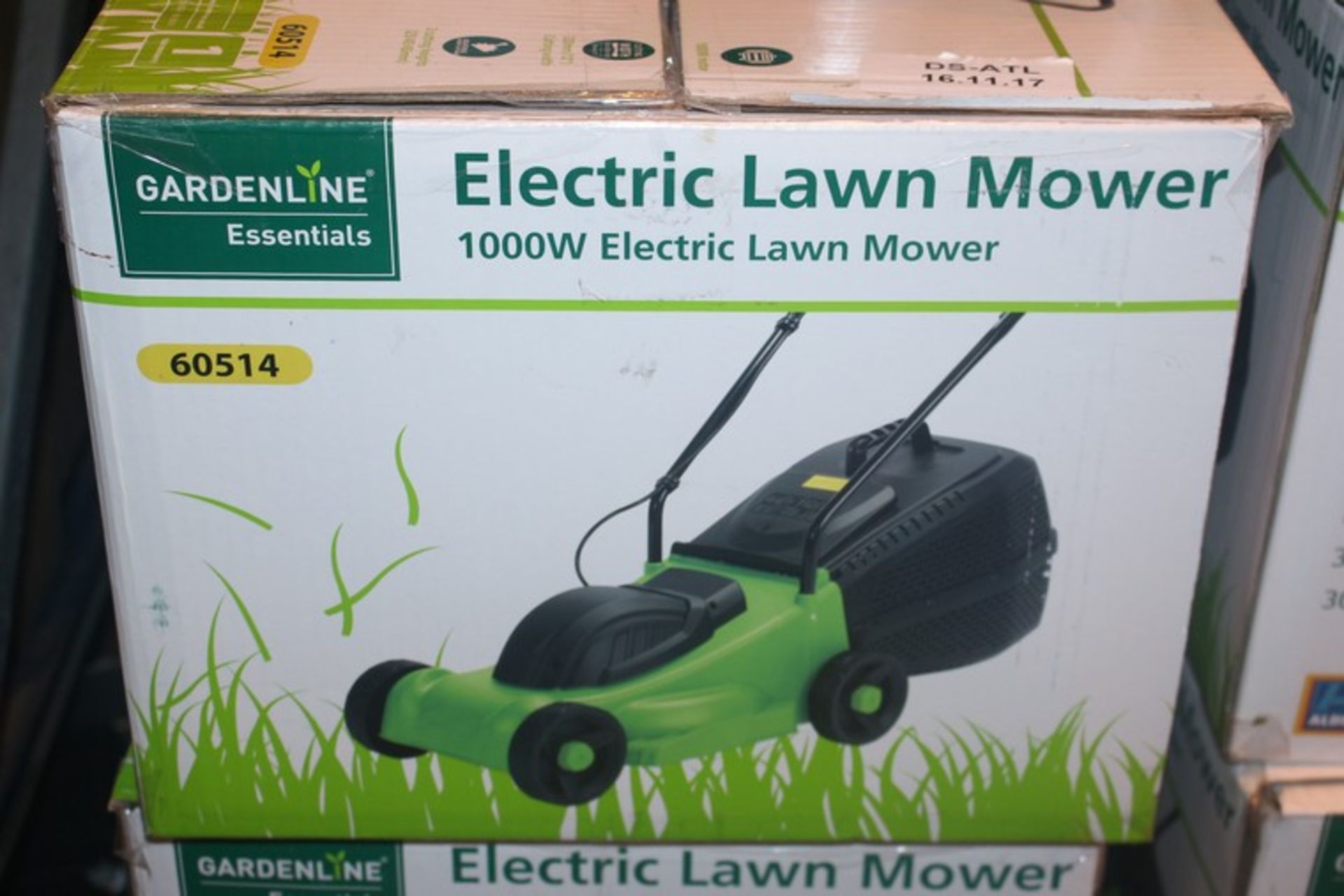 1 x BOXED GARDEN LINE ESSENTIALS LAWN MOWER 1000WATT (16/11/17) *PLEASE NOTE THAT THE BID PRICE IS