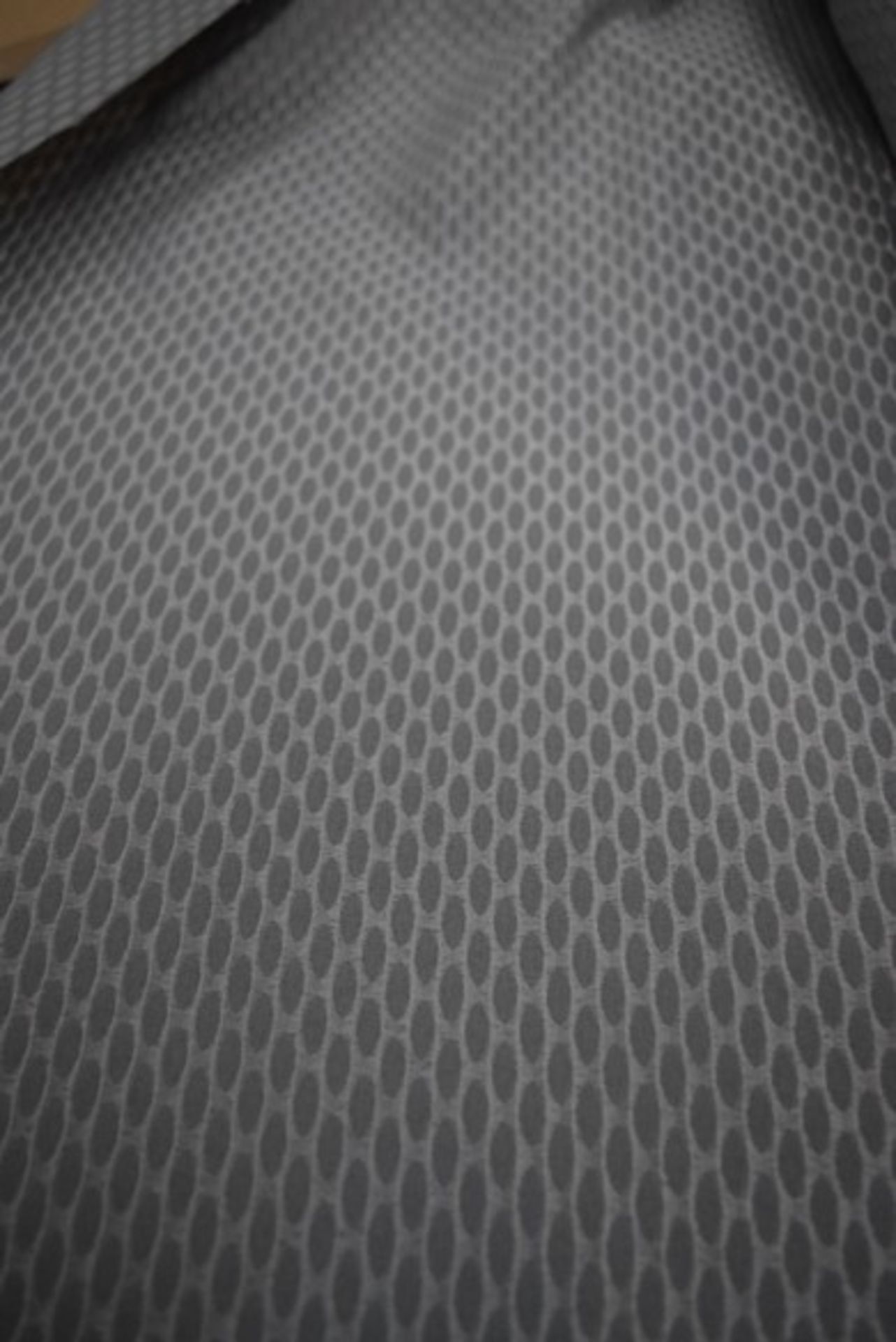 1 X 2.5M CONTOUR FURNISHING FABRIC £18 PER METRE 28.11.17