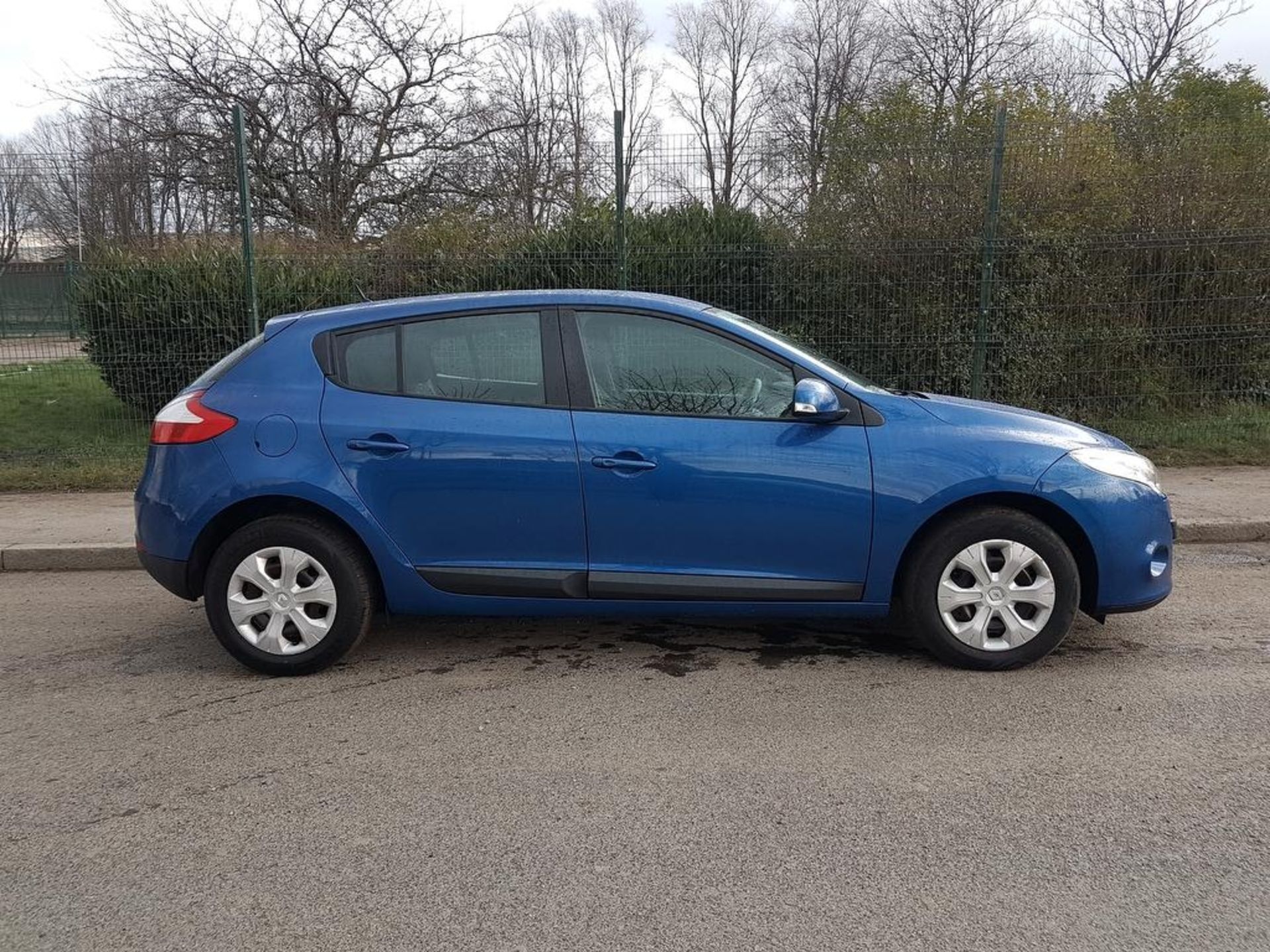 RENAULT, MEGANE VVT EXPRESSION, XEZ 5549, 1-6 LTR, PETROL, MANUAL, 4 DOOR HATCH, 25.06.2009, CURRENT - Image 2 of 12