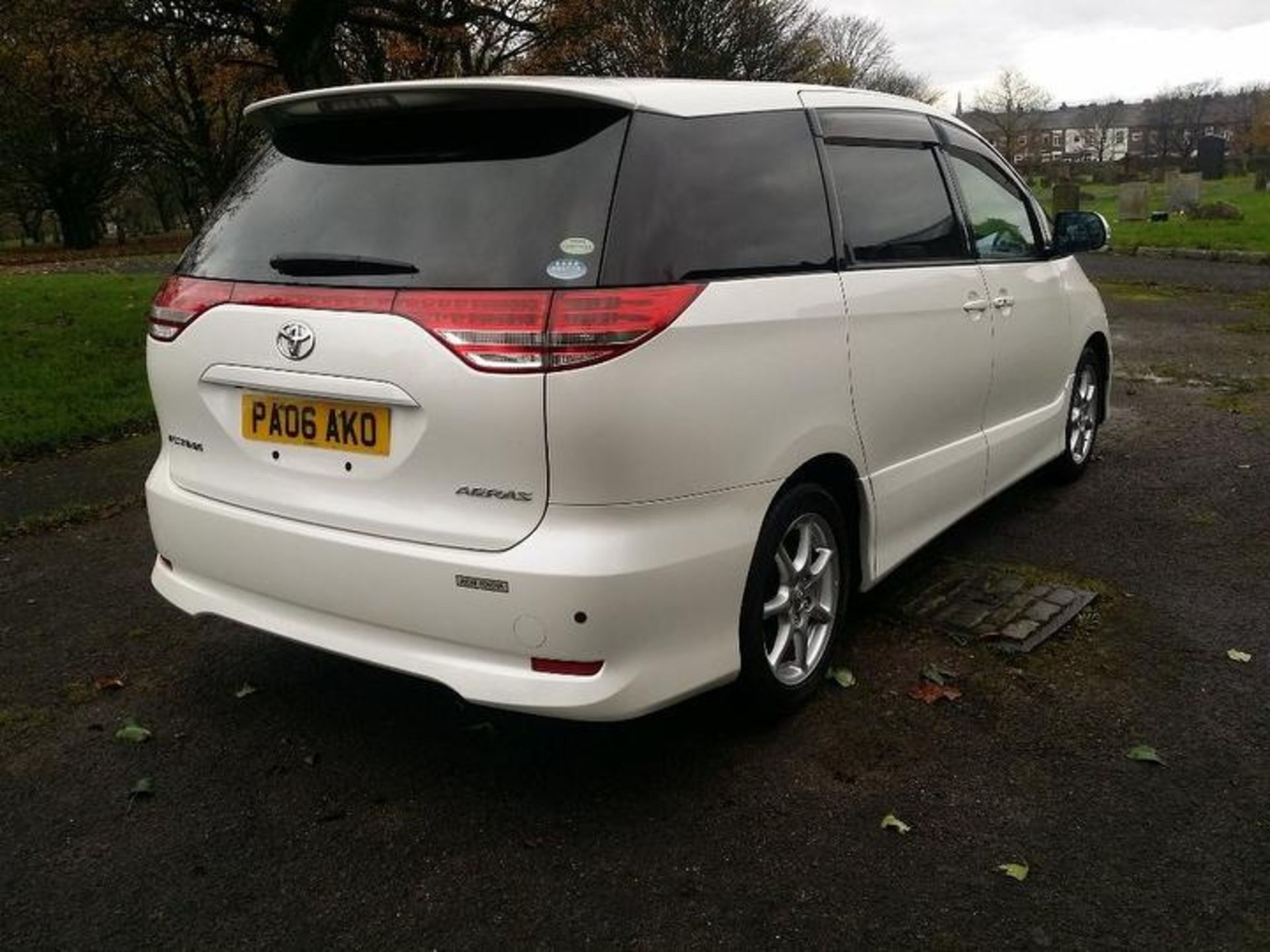 TOYOTA, ESTIMA 2-4 MPV, PA06 AKO, 2-4 LTR, PETROL, AUTOMATIC 7 SPEED, 5 DOOR MPV, IMPORTED FIRST - Image 4 of 27