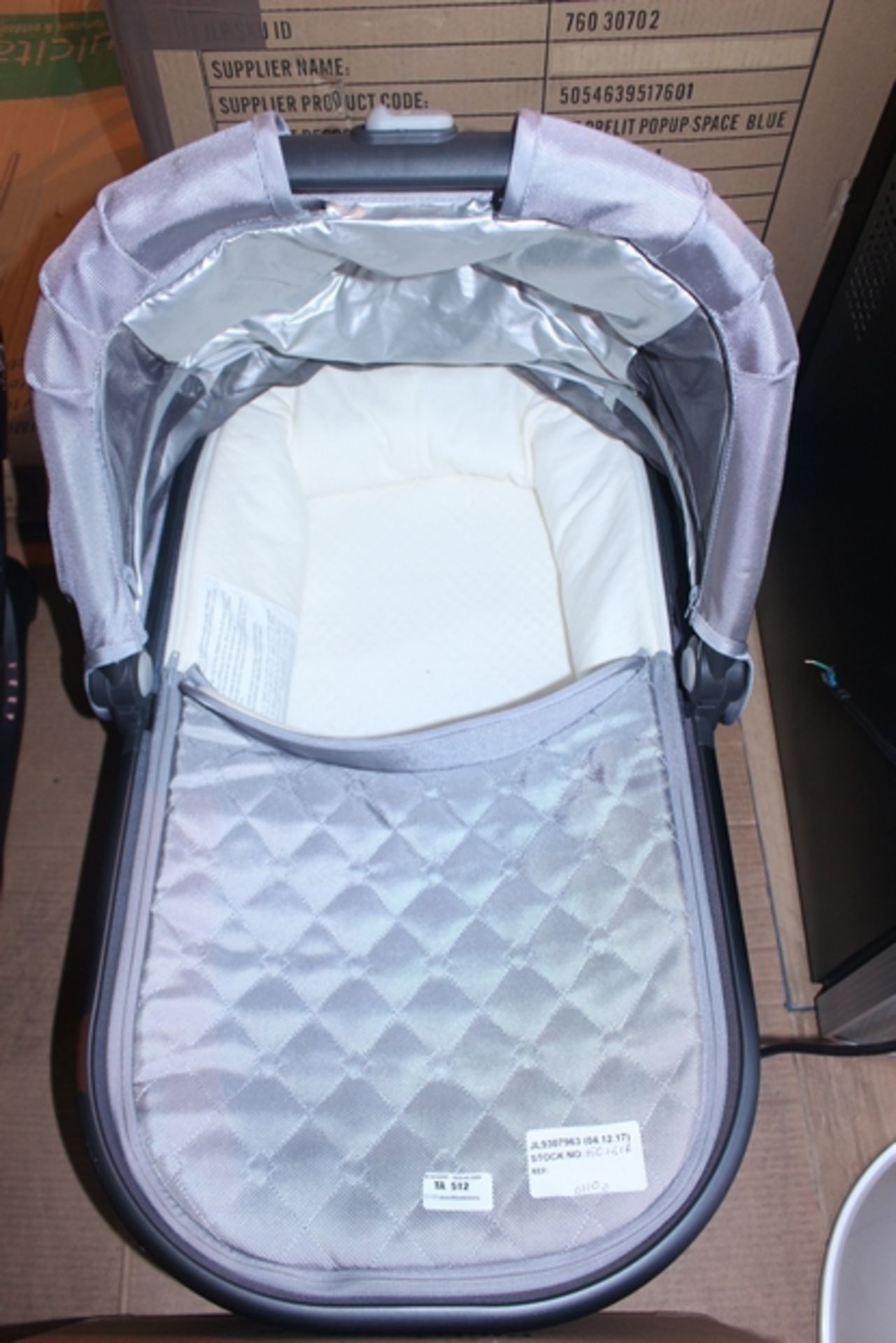 1X UPPA BABY CARRY COT RRP £110 (JL-9307963) (04/12/17) (1501217)