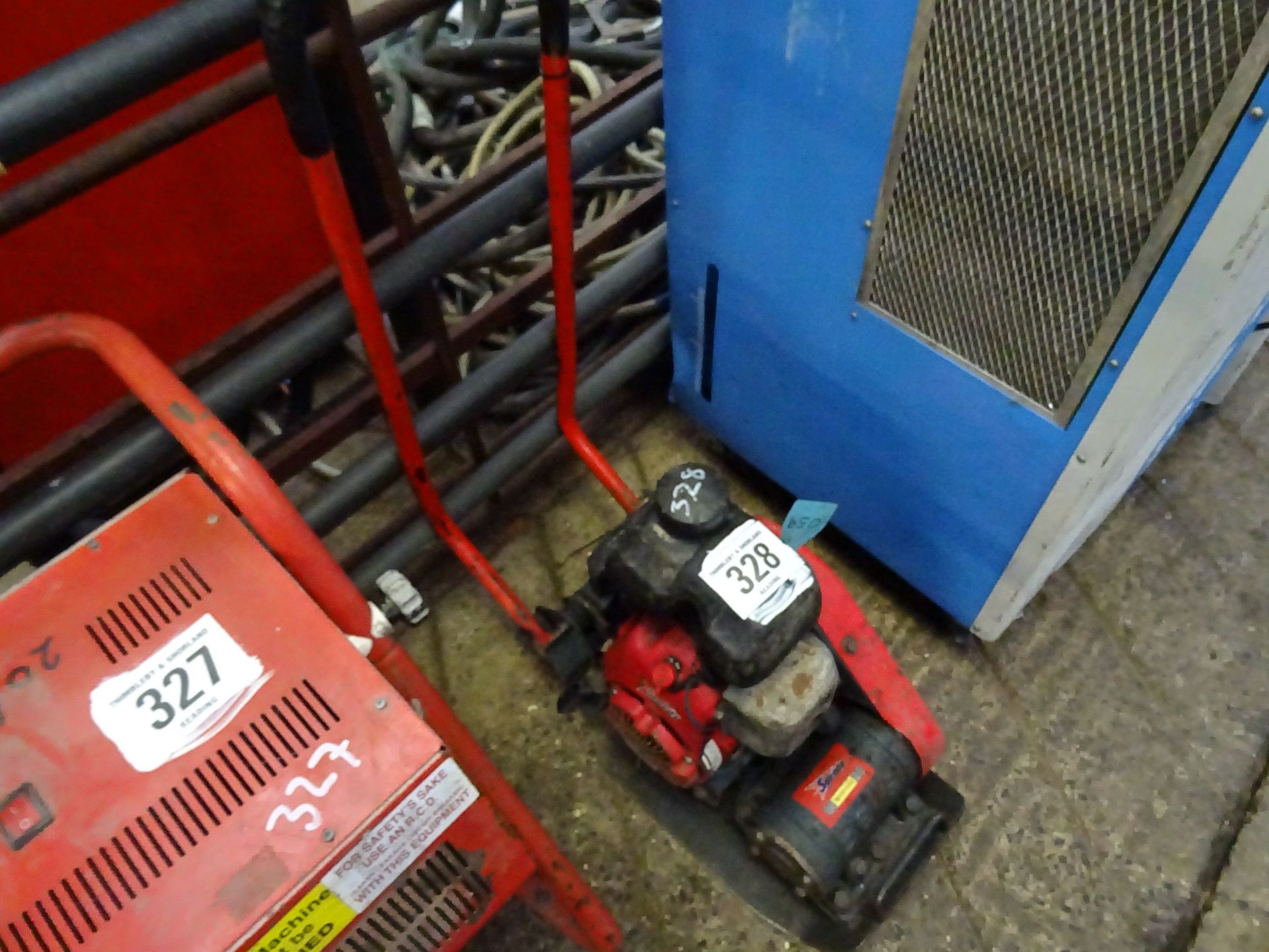 Belle petrol plate compactor