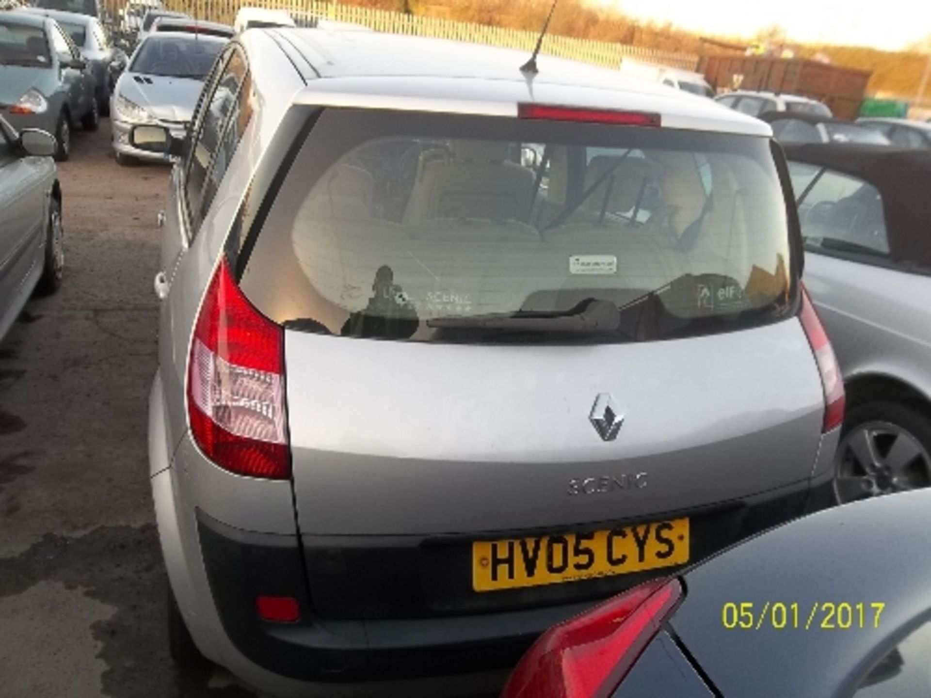 Renault Scenic Expression 16V - HV05 CYS Date of registration: 29.03.2005 1598cc, petrol, manual, - Image 3 of 4