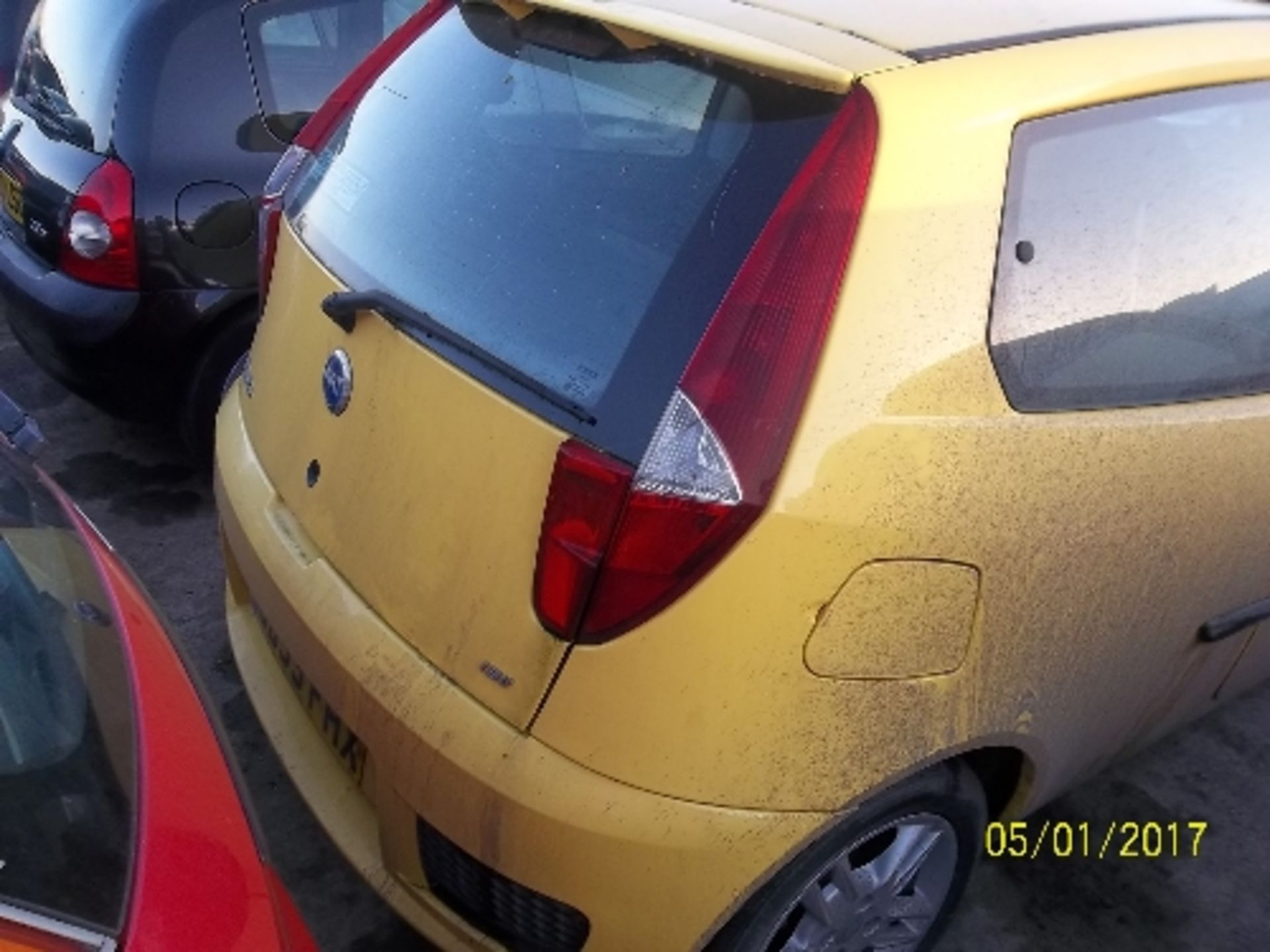 Fiat Punto Active Sport 16V - GD53 FHX Date of registration: 30.01.2004 1242cc, petrol, manual, - Image 3 of 4