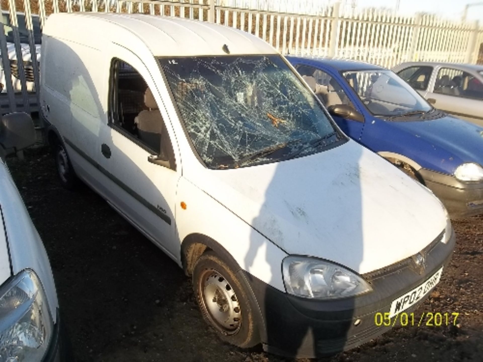 Vauxhall Combo 1700 LPG Car Derived Van - WP02 OHR Date of registration: 19.07.2002 1598cc, gas bi - Image 2 of 5