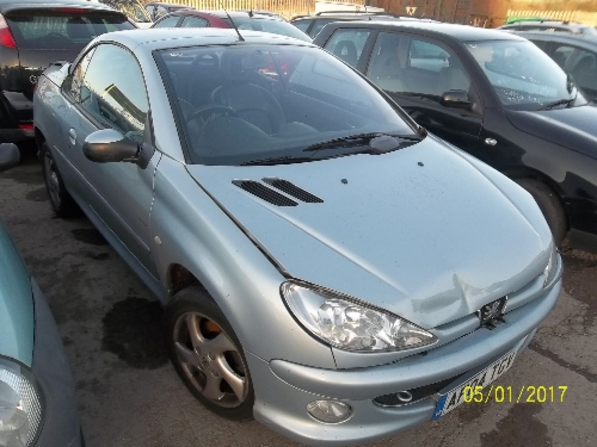 Peugeot 206 Allure Coupe - AF04 TGVDate of registration: 20.03.20041587cc, petrol, manual, - Image 2 of 4