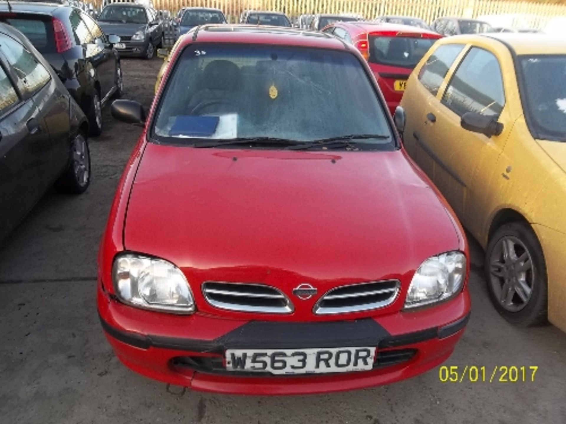 Nissan Micra Celebration 16V - W563 ROR Date of registration: 10.03.2000 998cc, petrol, manual,