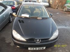 Peugeot 206 LX - Y431 OGW Date of registration: 12.04.2001 1124cc, petrol, manual, black Odometer