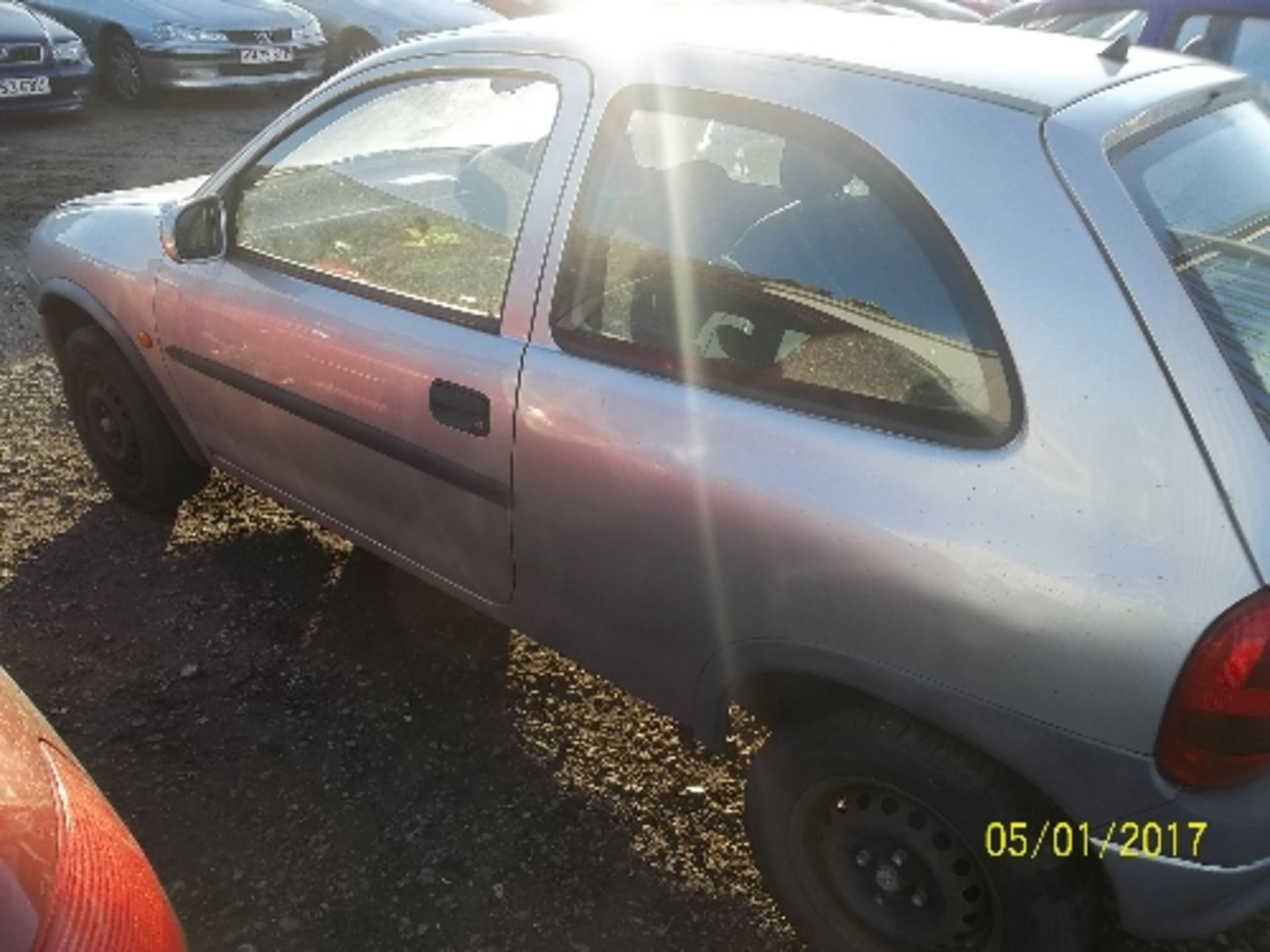 Vauxhall Corsa Club 12V - W883 SBH Date of registration: 07.03.2000 973cc, petrol, manual, silver - Image 4 of 5