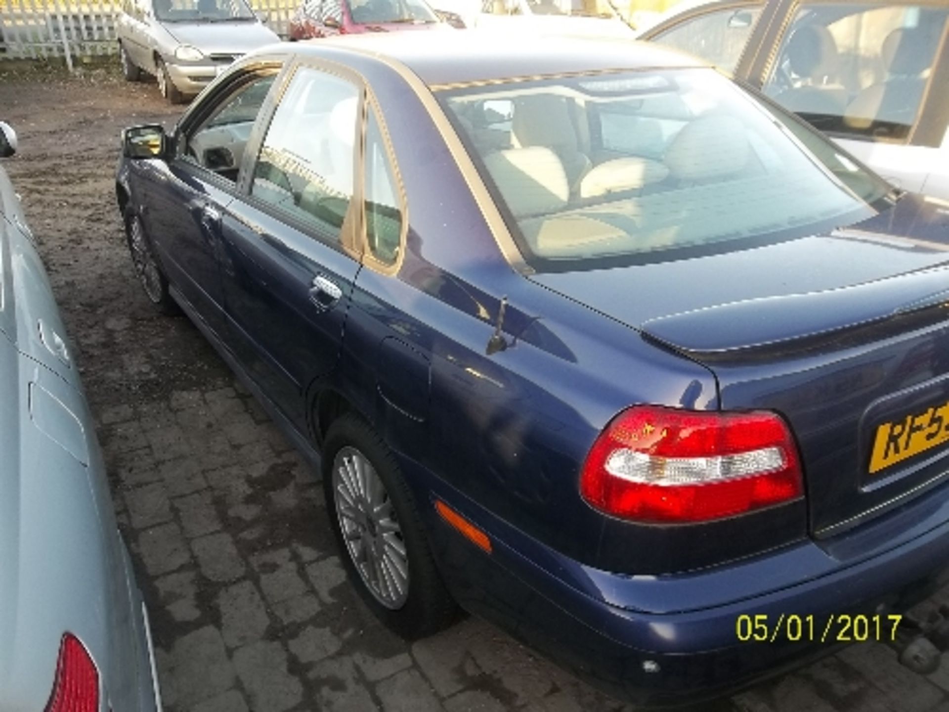 Volvo S40 Sport Lux - RF53 EBUDate of registration: 26.09.20031948cc, petrol, 5 speed automatic, - Image 4 of 4