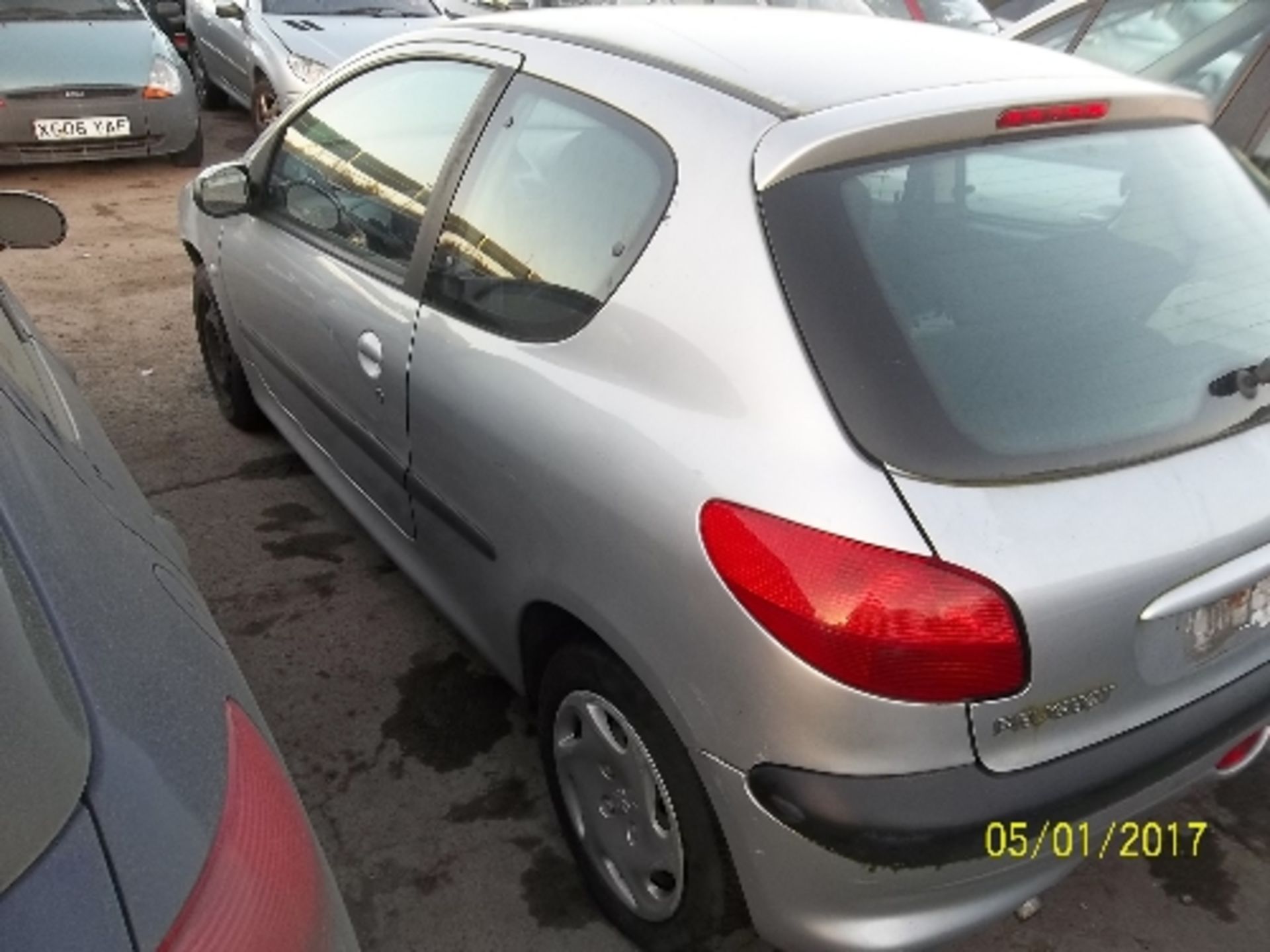 Peugeot 206 Look - BN02 UKC Date of registration: 20.06.2002 1360cc, petrol, manual, silver Odometer - Image 4 of 4