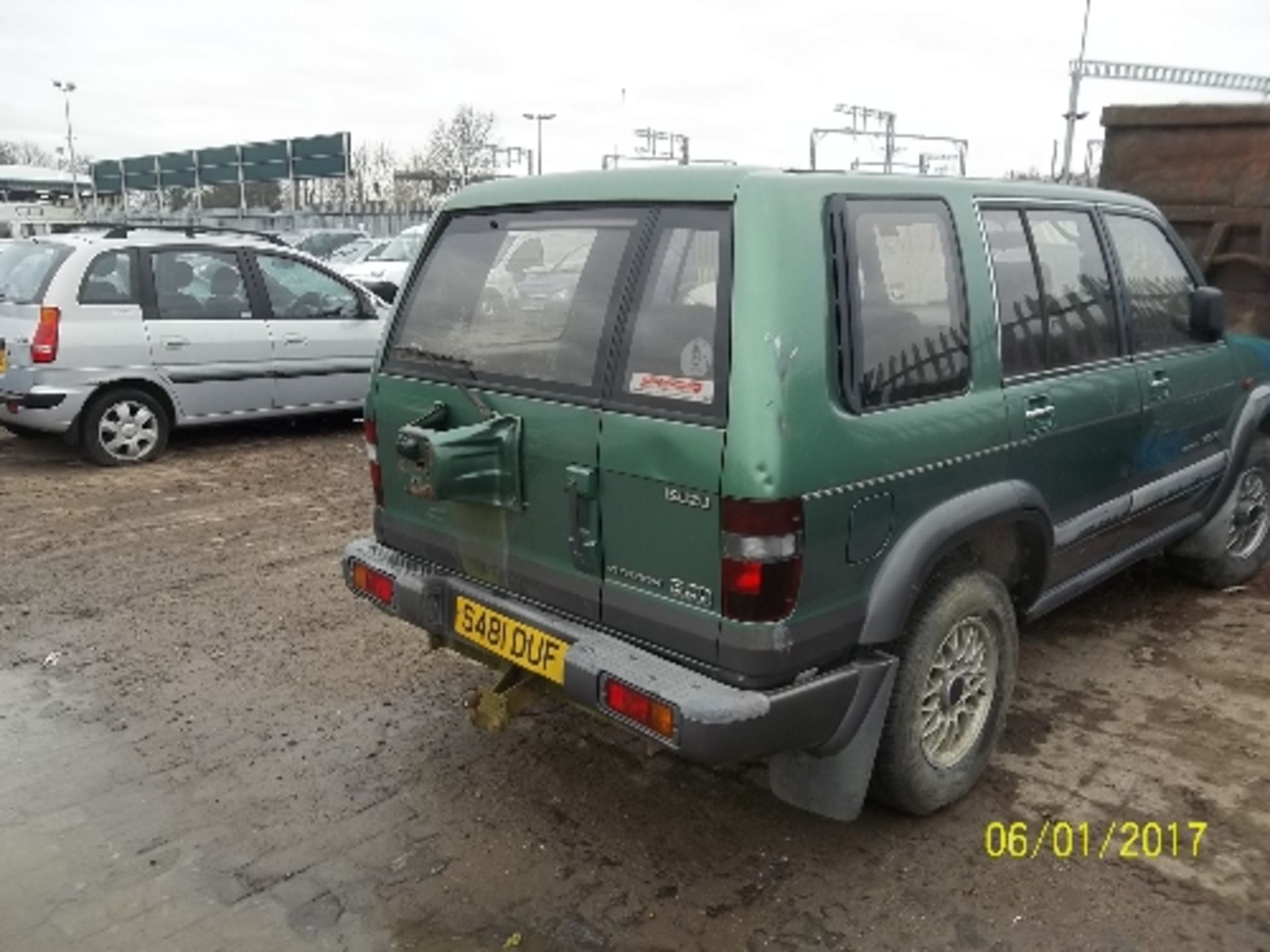 Isuzu Trooper Citation DT LWB - S481 DUF Date of registration: 01.02.1999 2999cc, diesel, manual, - Image 3 of 4