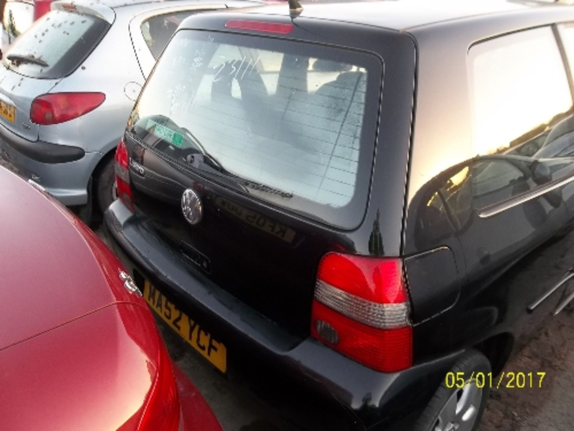 Volkswagen Lupo SE 50 BHP - MA52 YCF Date of registration: 30.09.2002 999cc, petrol, manual, black - Image 3 of 4