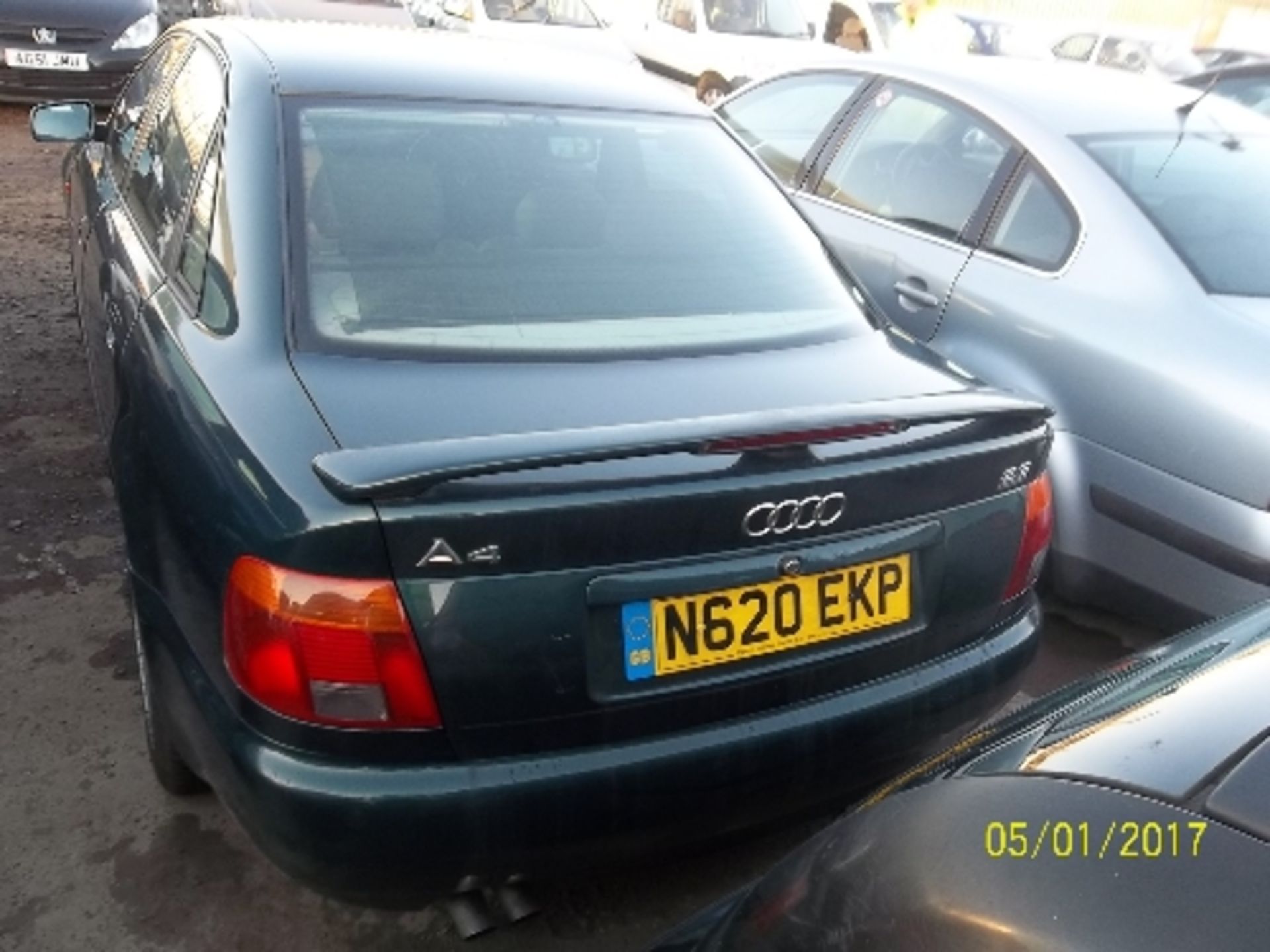 Audi A4 Quattro - N620 EKP Date of registration: 07.11.1995 2598cc, petrol, manual, green Odometer - Image 3 of 4