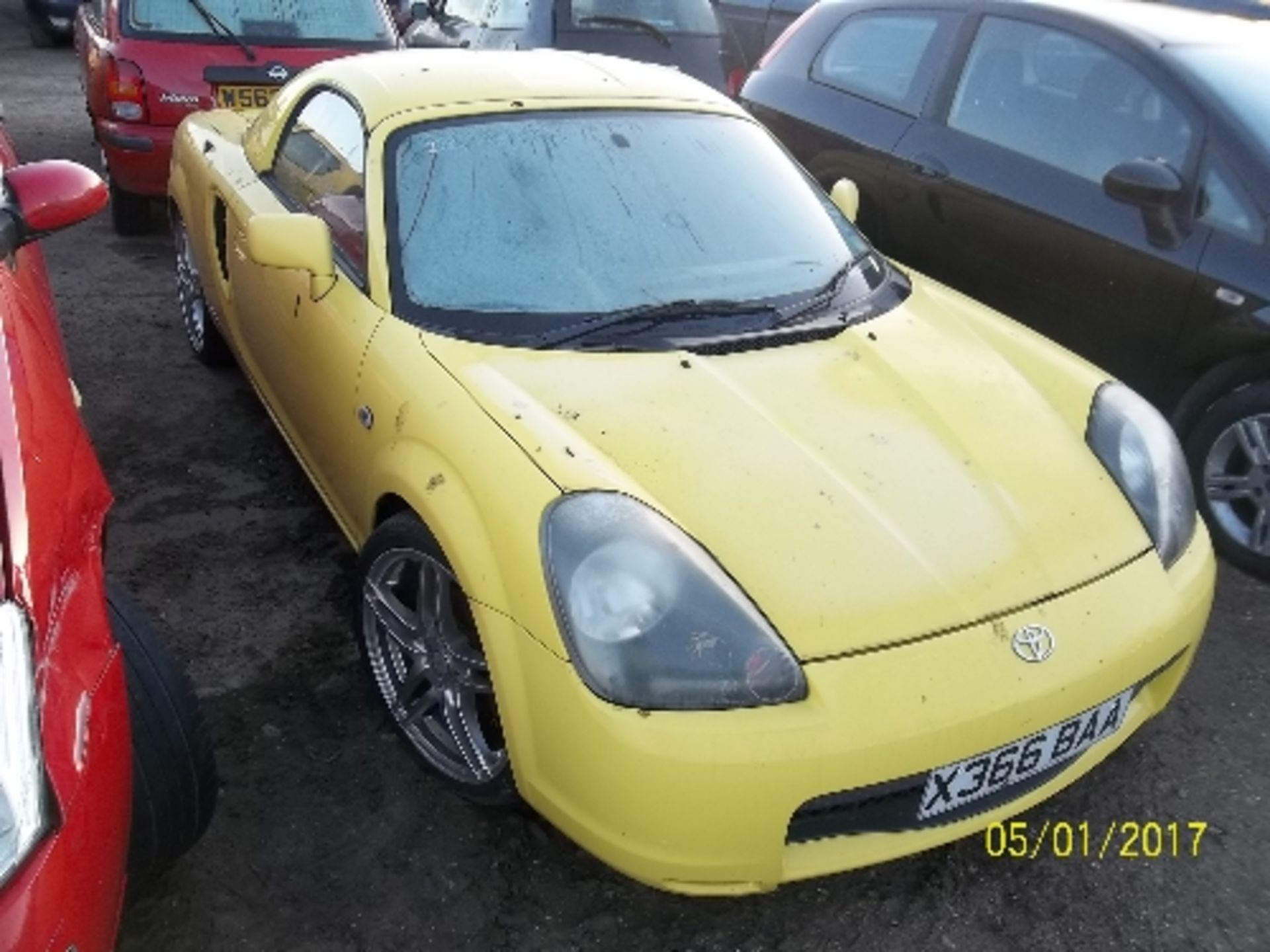 Toyota MR2 Roadster VVTI convertible - X366 BAA Date of registration: 29.09.2000 1794cc, petrol, - Image 2 of 4