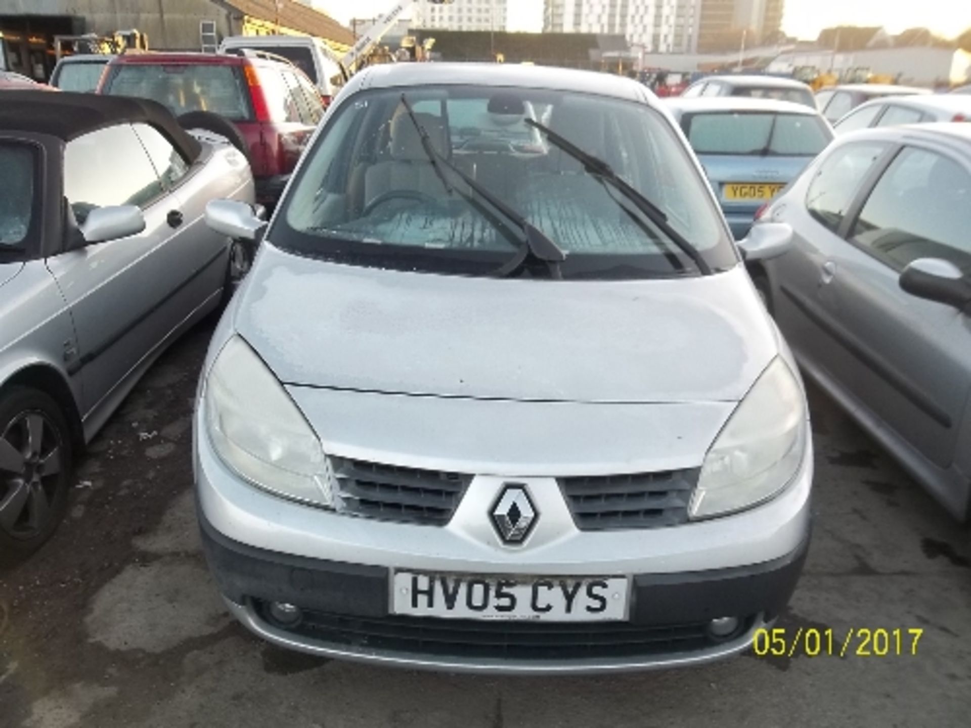 Renault Scenic Expression 16V - HV05 CYS Date of registration: 29.03.2005 1598cc, petrol, manual,