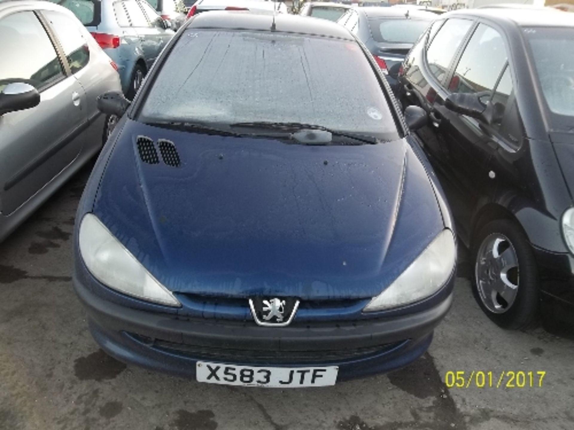 Peugeot 206 LX - X583 JTF Date of registration: 06.09.2000 1360cc, petrol, manual, blue Odometer