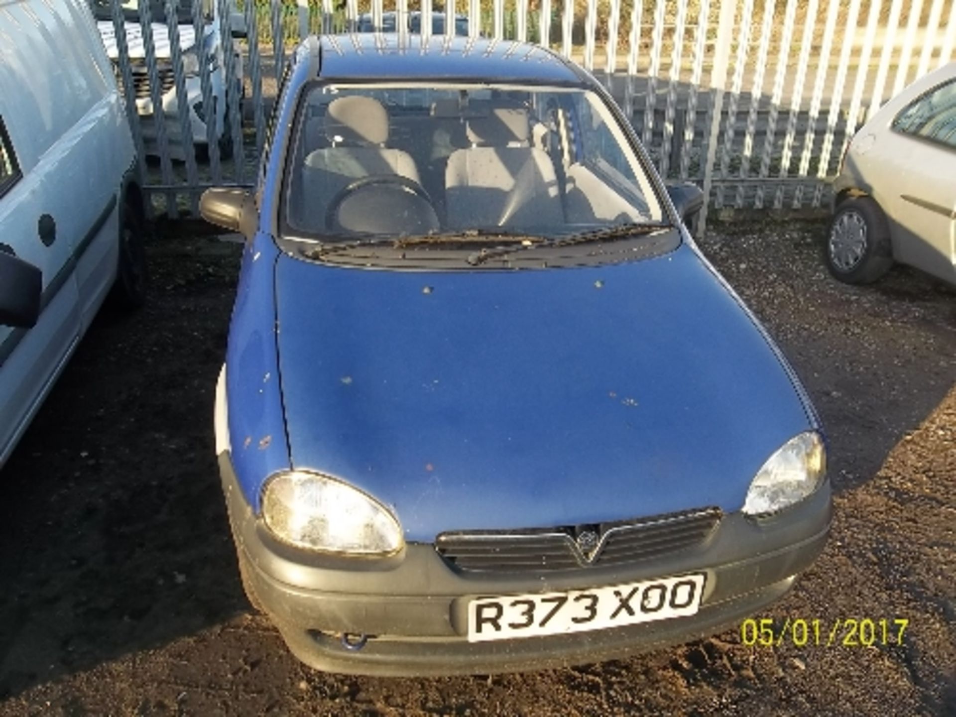 Vauxhall Corsa Merit 1.2 - R373 XOO Date of registration: 30.09.1997 1195cc, petrol, manual, blue