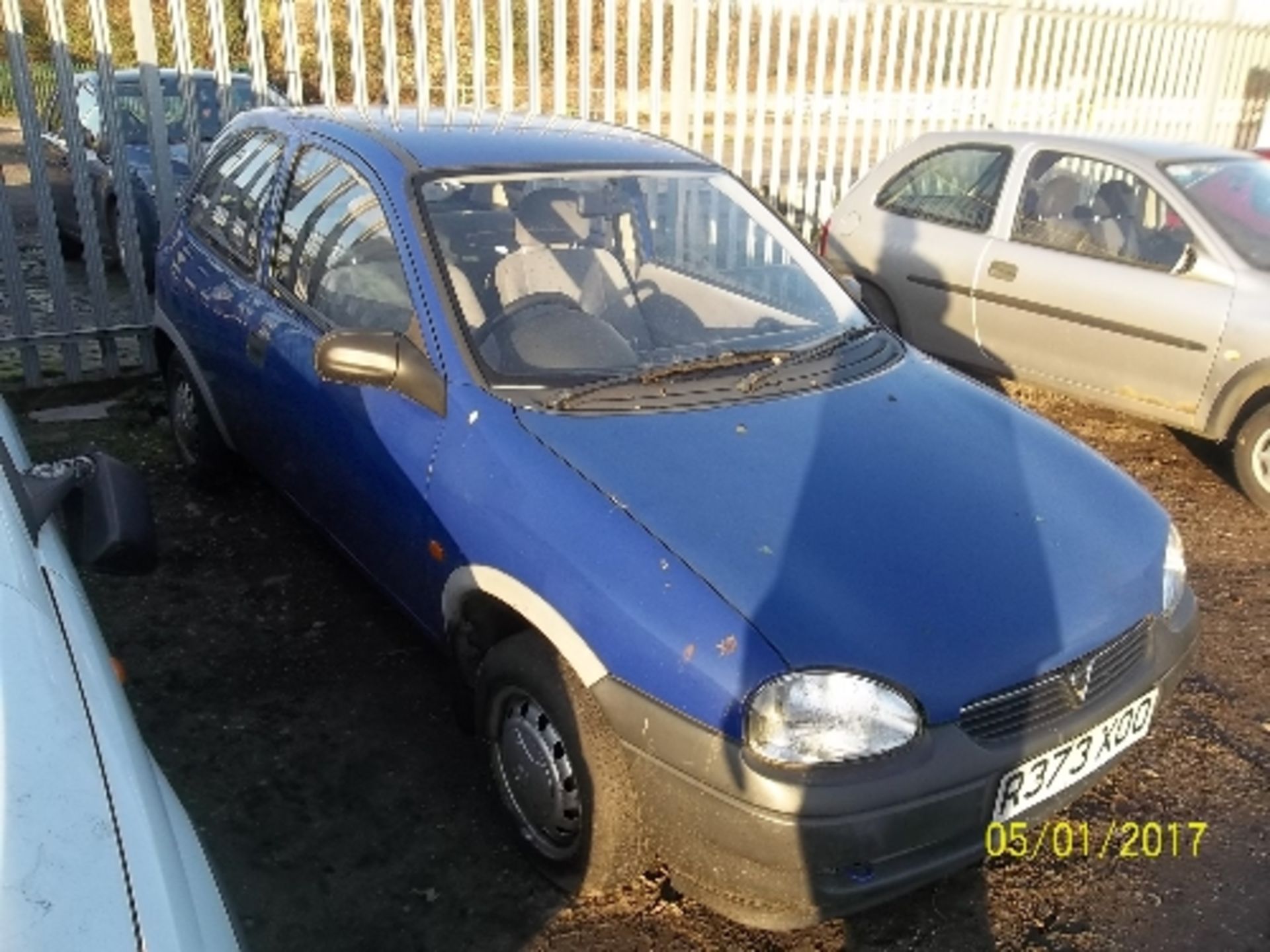 Vauxhall Corsa Merit 1.2 - R373 XOO Date of registration: 30.09.1997 1195cc, petrol, manual, blue - Image 2 of 5